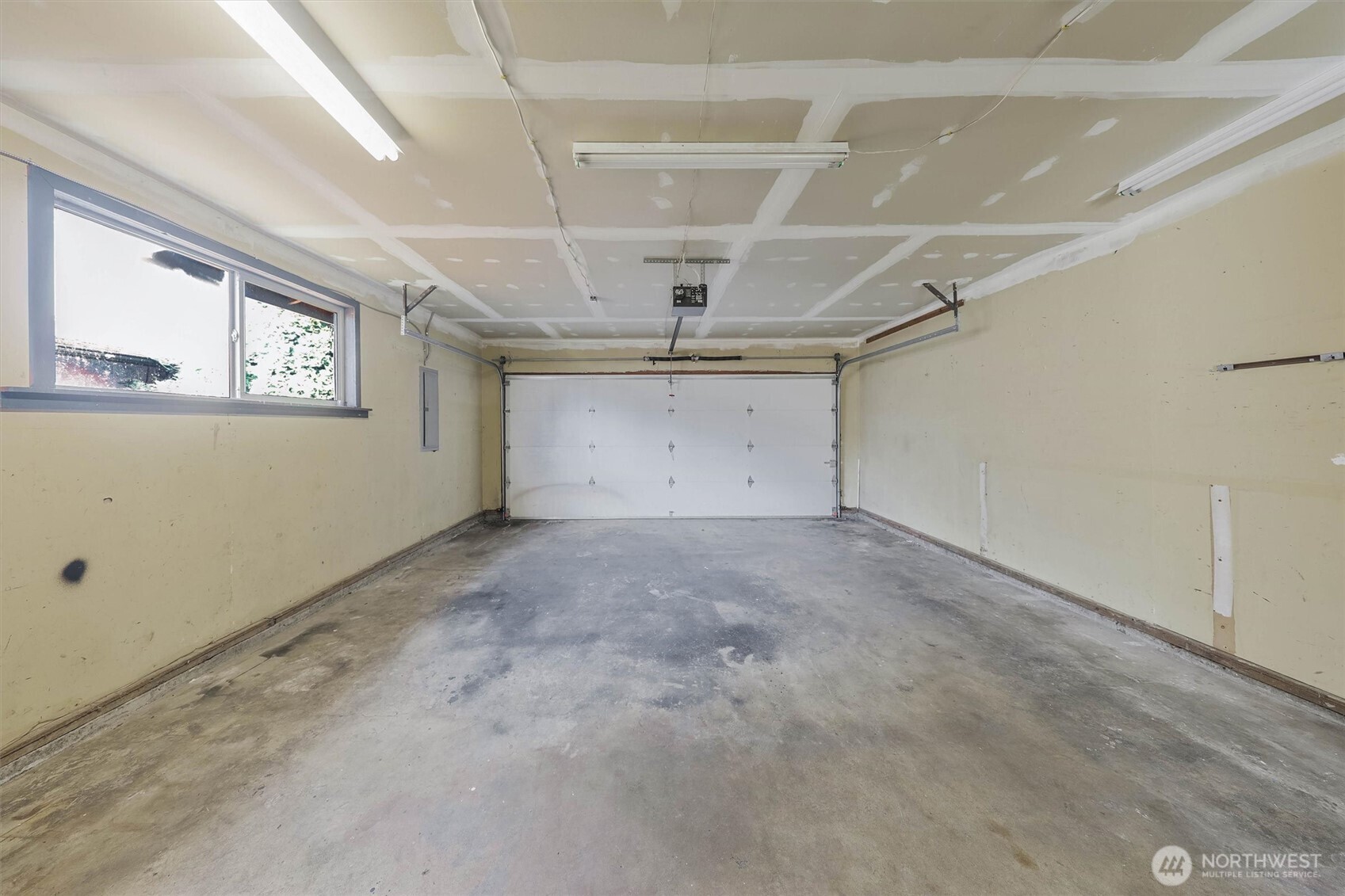 17109 20th Avenue Property Photo 35