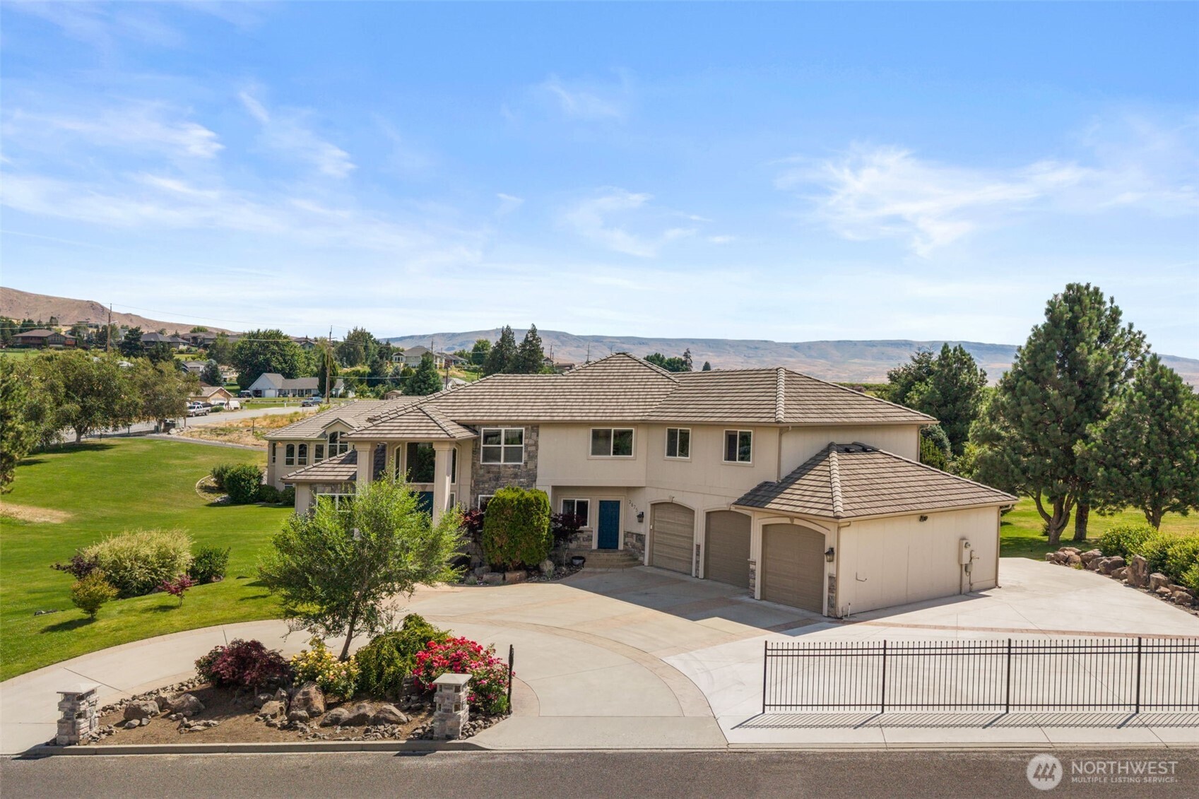 3675 Westridge Place Property Photo 3