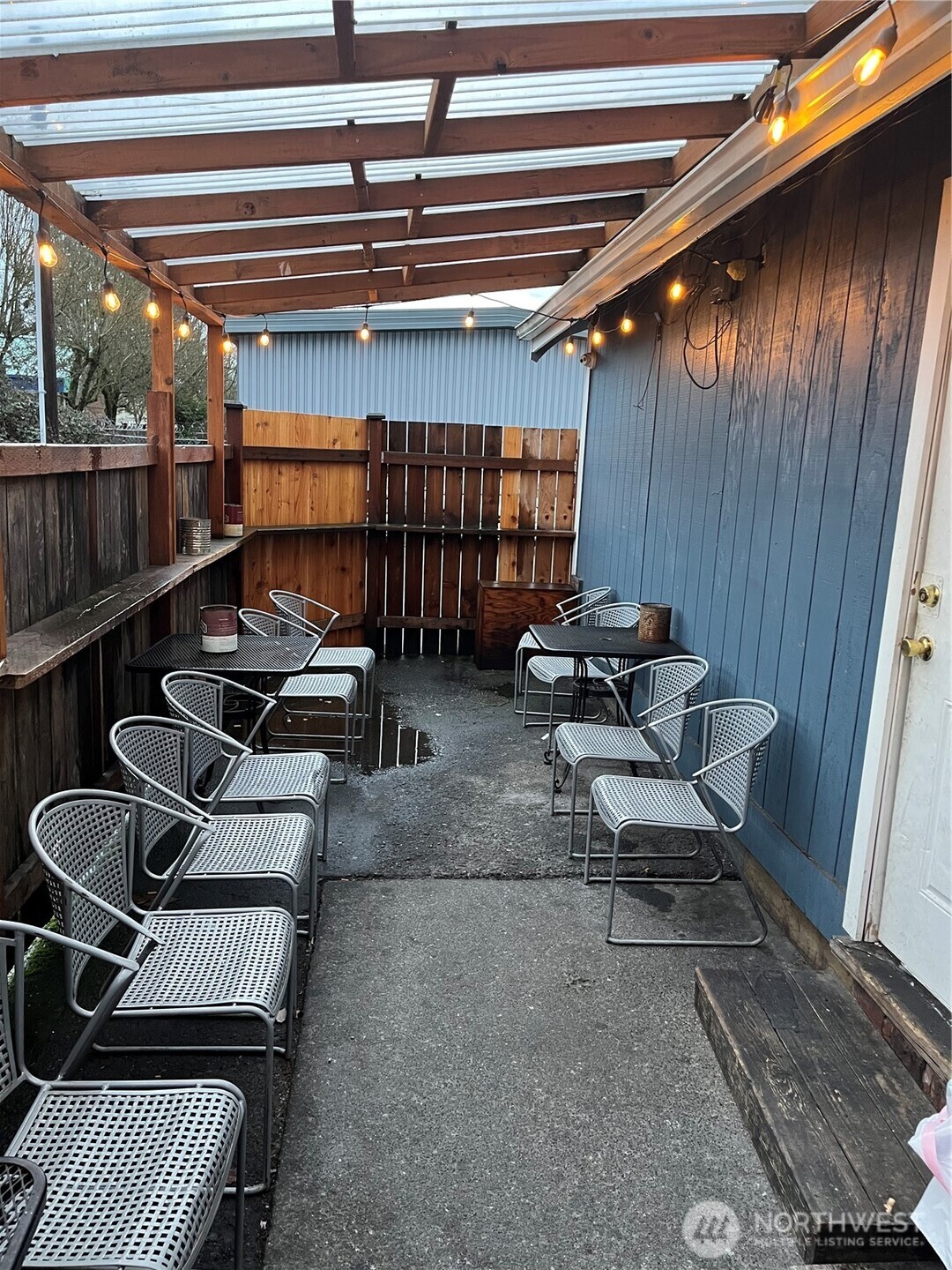 16701 Pacific Avenue Property Photo 9