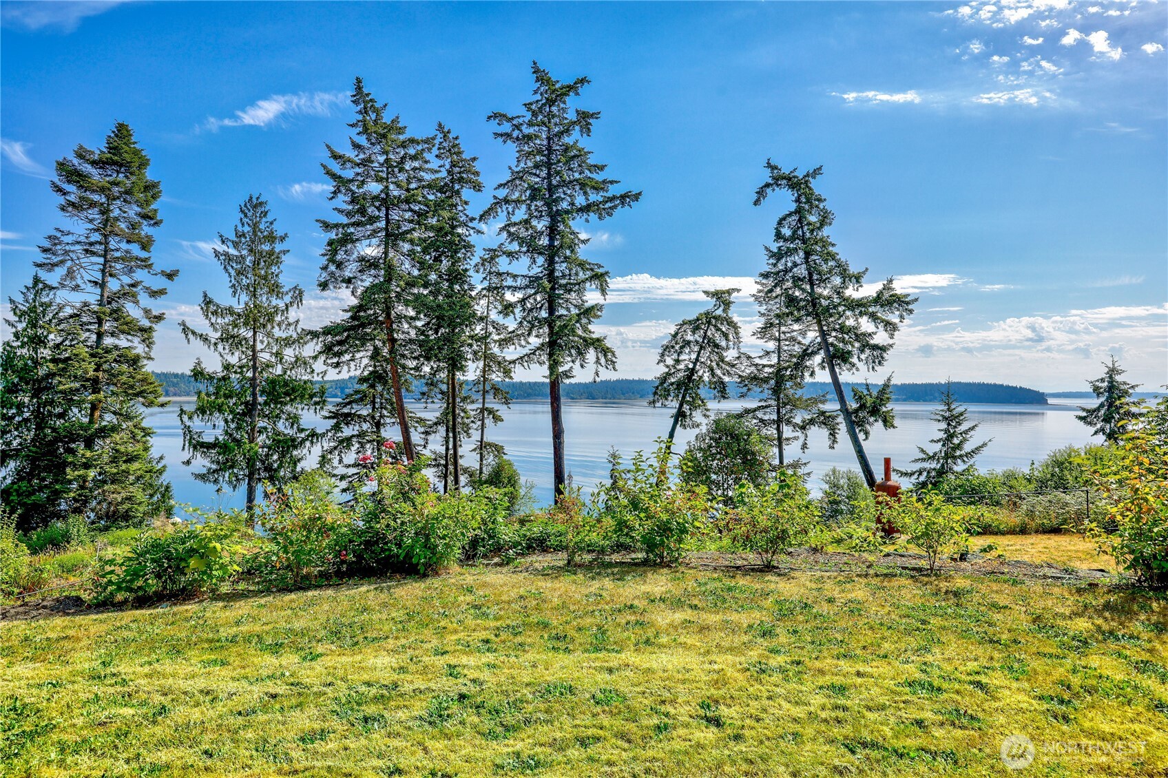 209 Old Oak Bay Road Property Photo 8