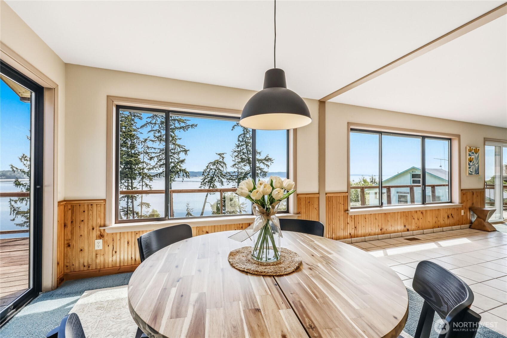 209 Old Oak Bay Road Property Photo 16