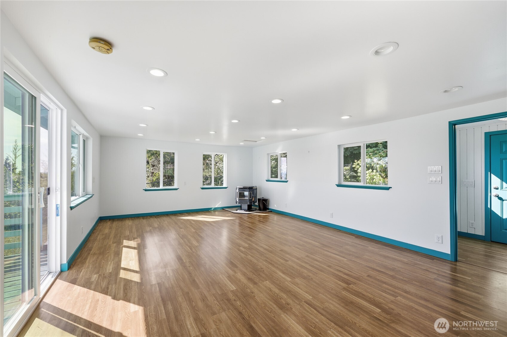 209 Old Oak Bay Road Property Photo 31