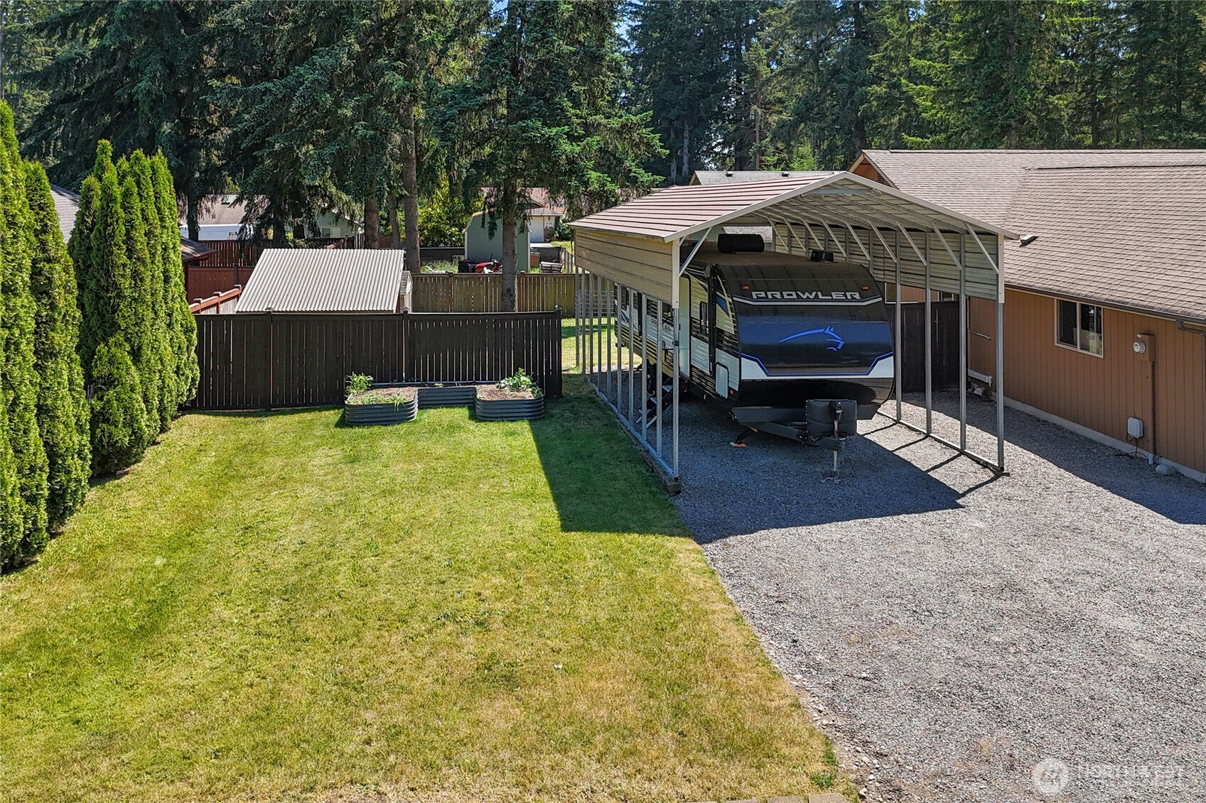 6102 189th Loop Property Photo 5