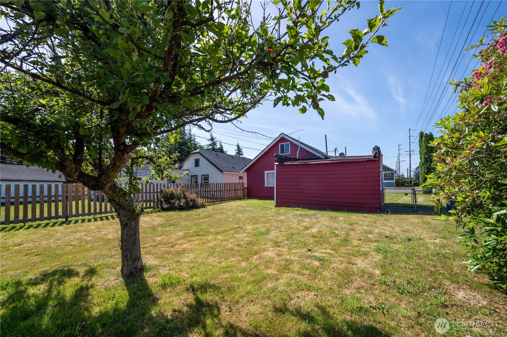 3101 Sumner Avenue Property Photo 3