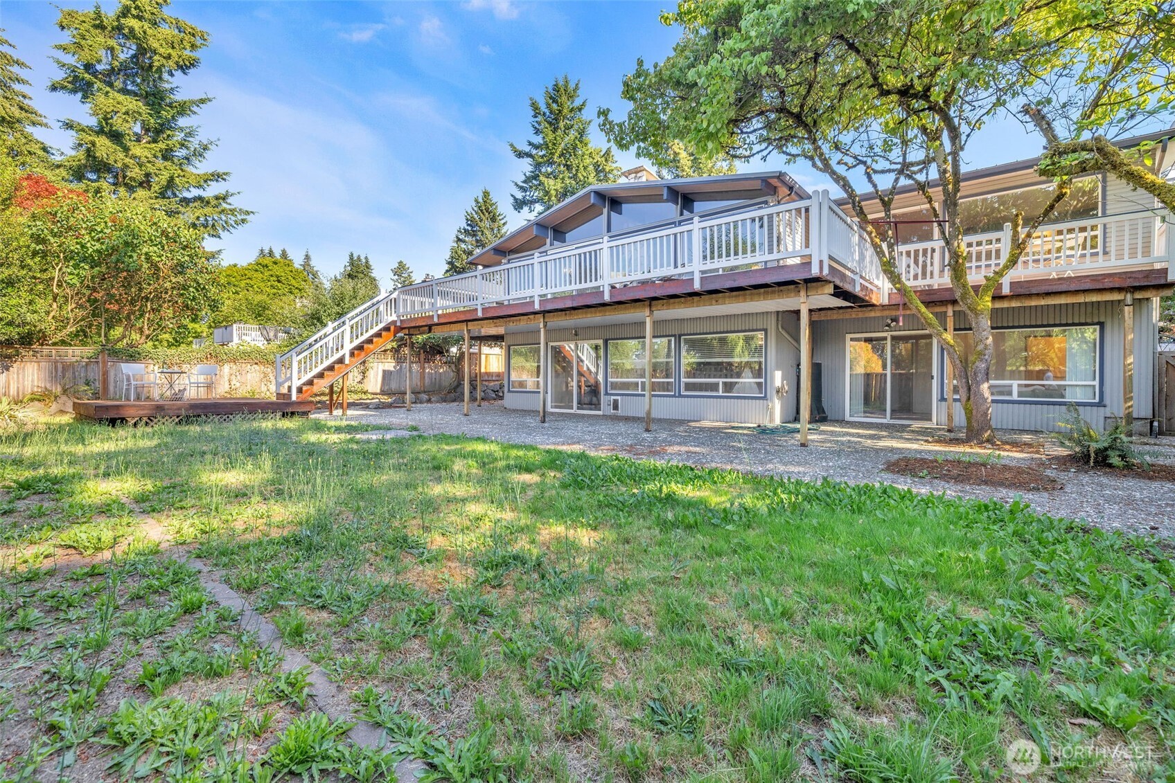 1133 E Hemlock Street Property Photo 40