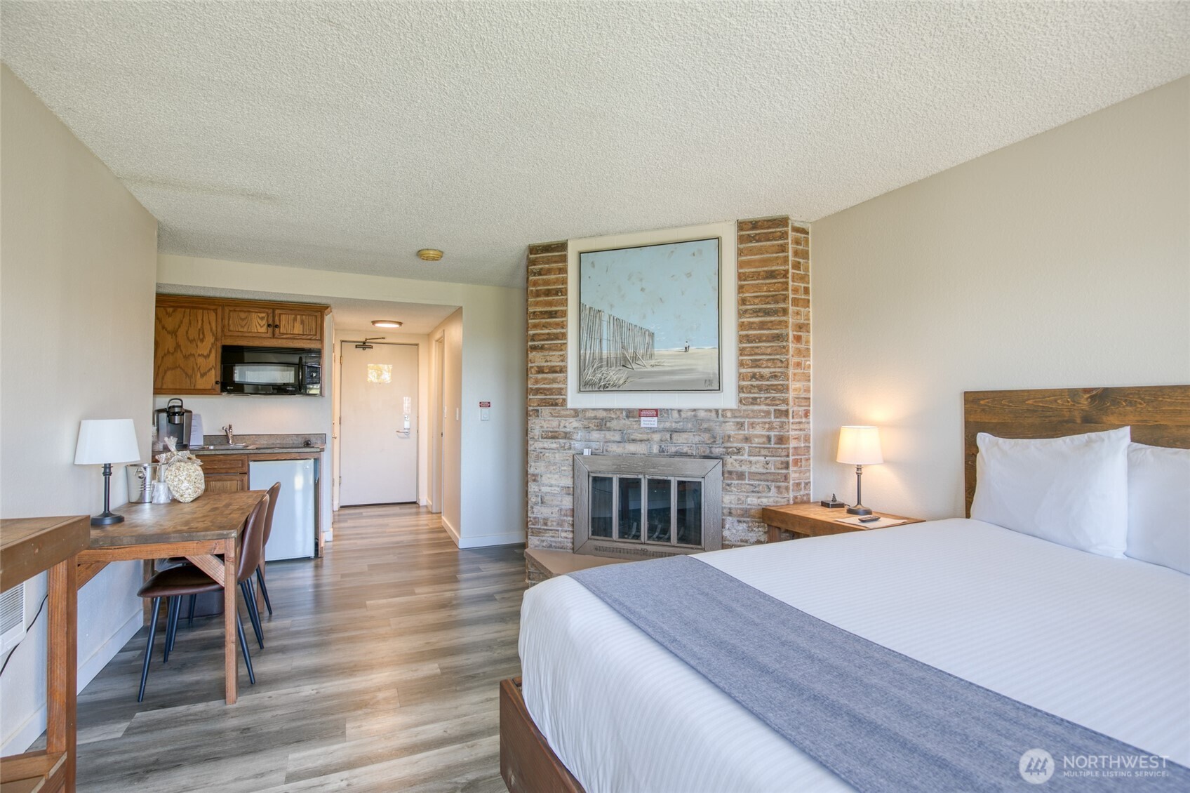 710 S Hancock 105-07 Property Photo 14