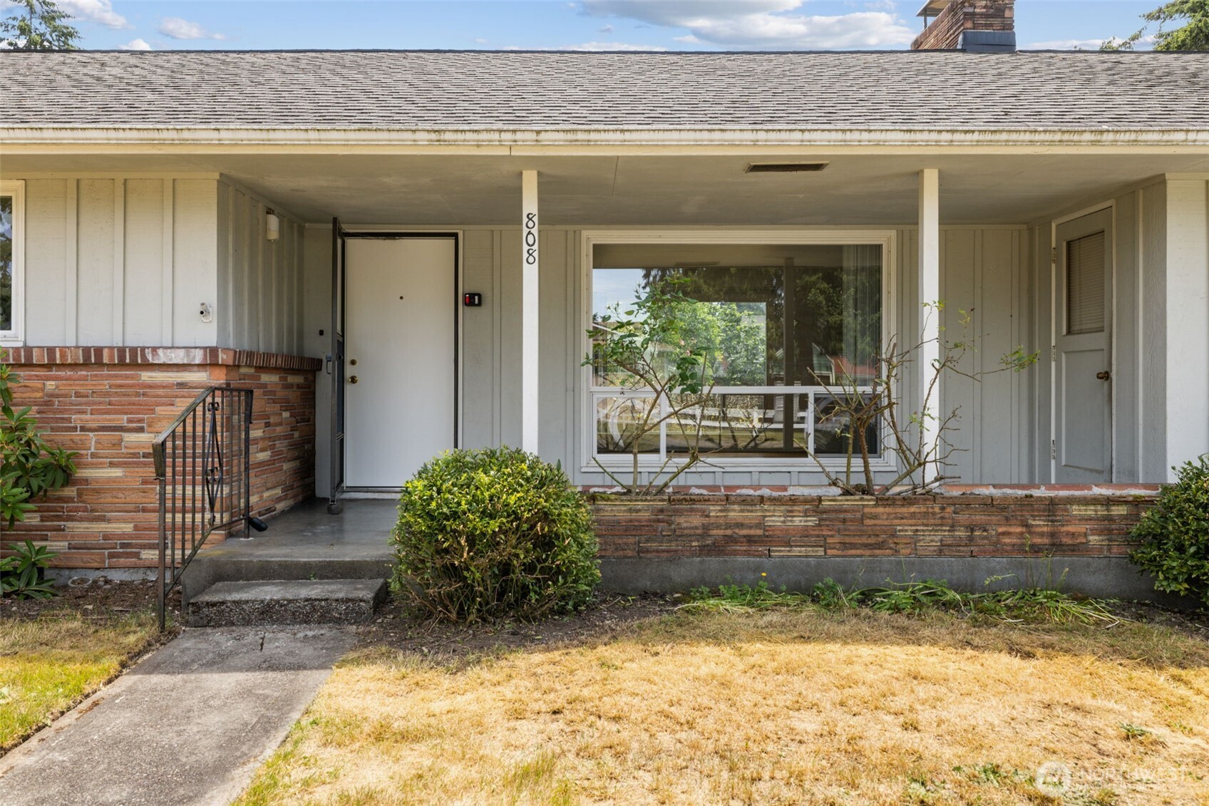 808 117th Street Property Photo 3