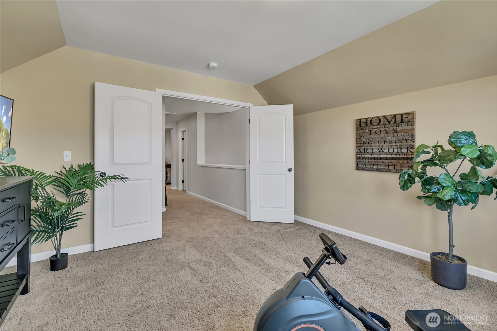 2404 57th Street Property Photo 29
