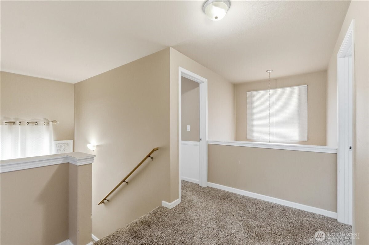 8218 203rd Street Ct Property Photo 9