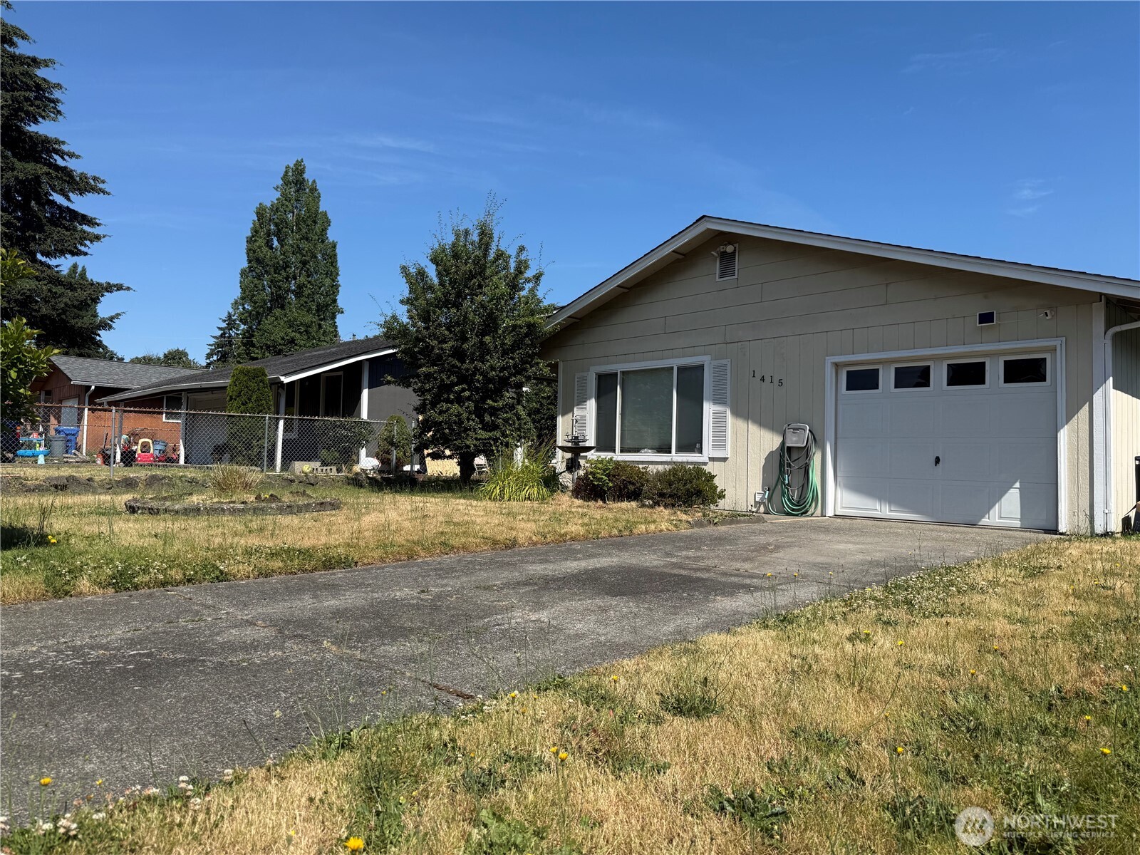 1415 E 55th Street Property Photo 1