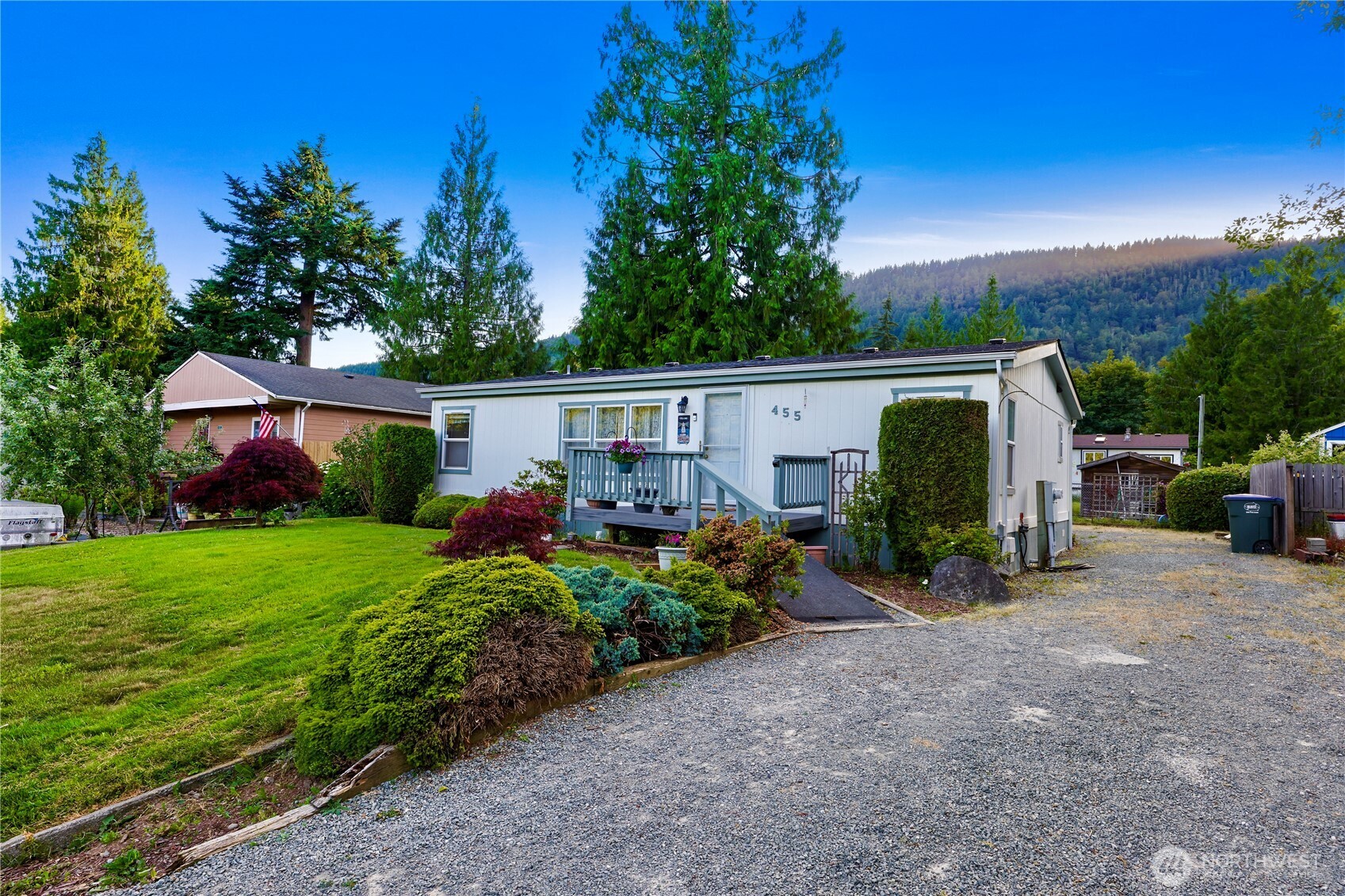 455 Fir Lane Property Photo 1
