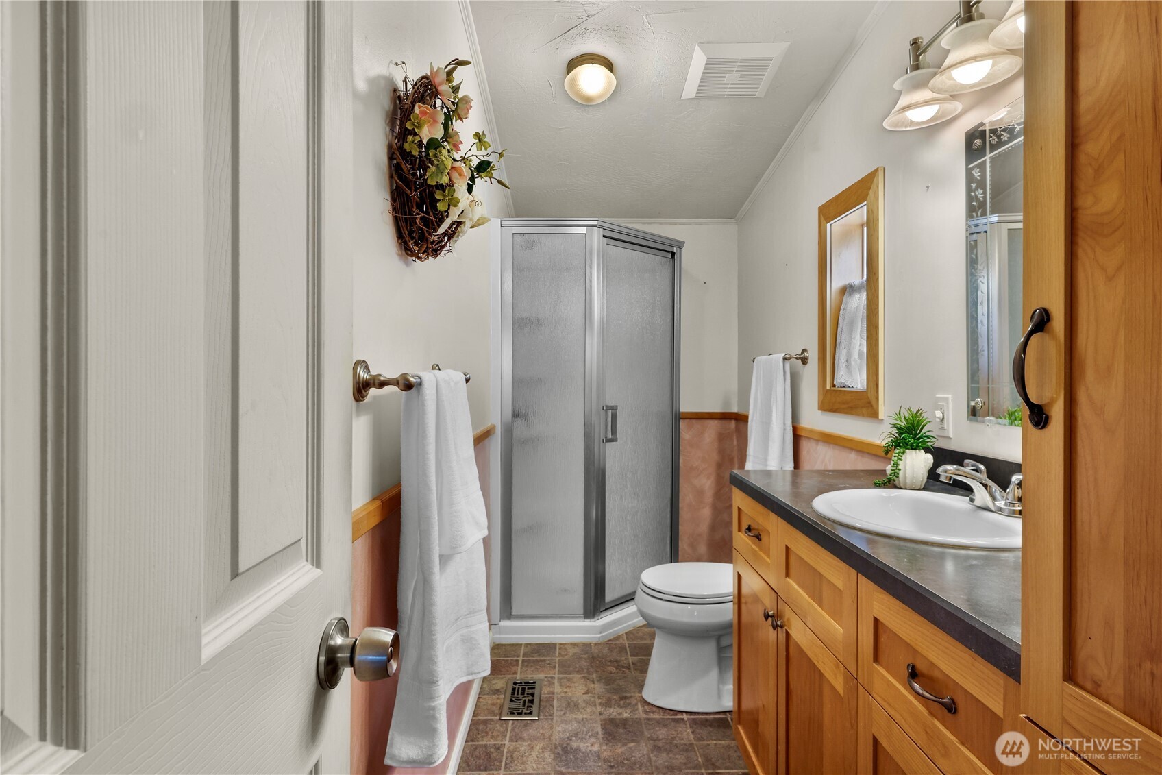 455 Fir Lane Property Photo 8