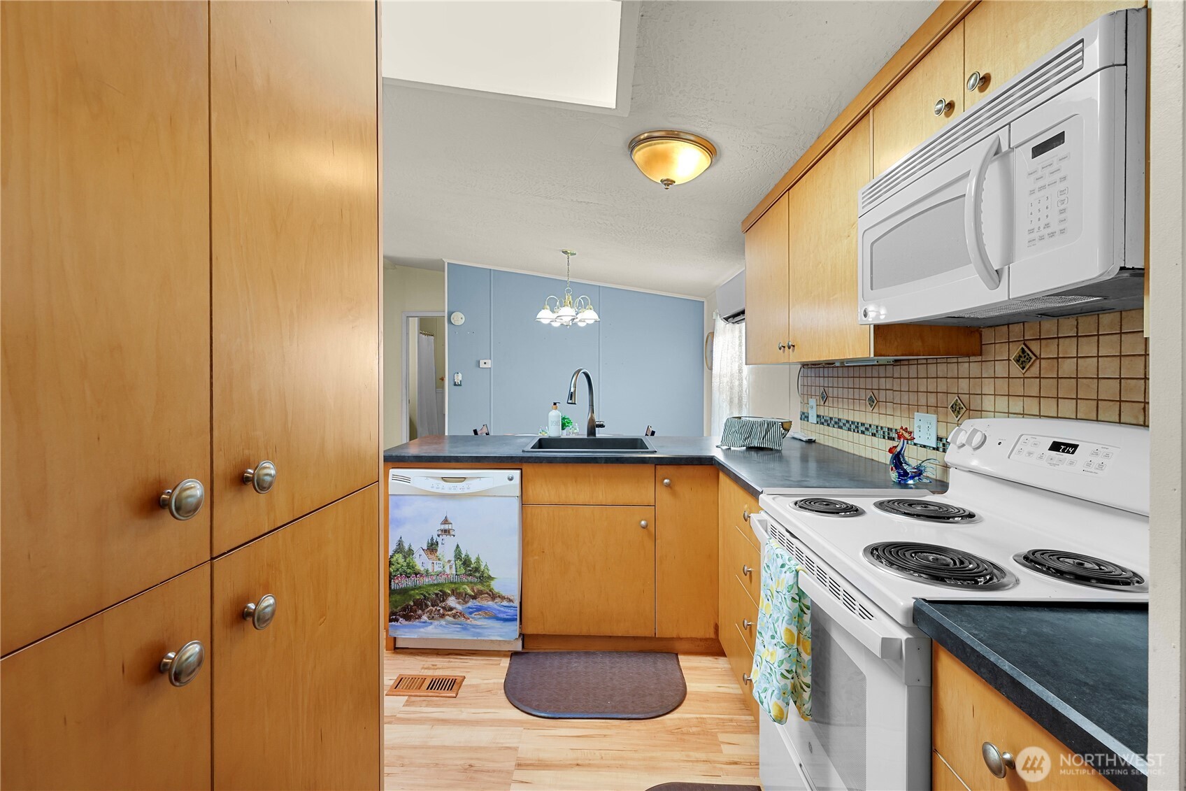 455 Fir Lane Property Photo 17