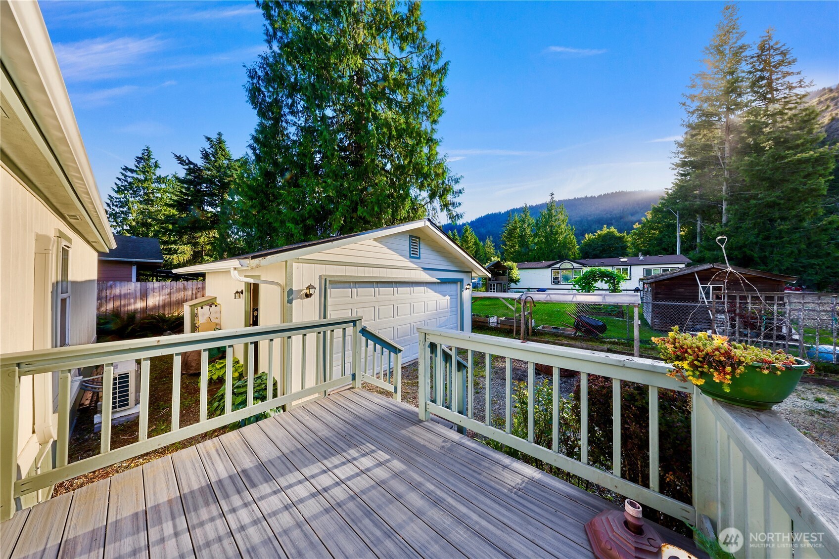 455 Fir Lane Property Photo 29