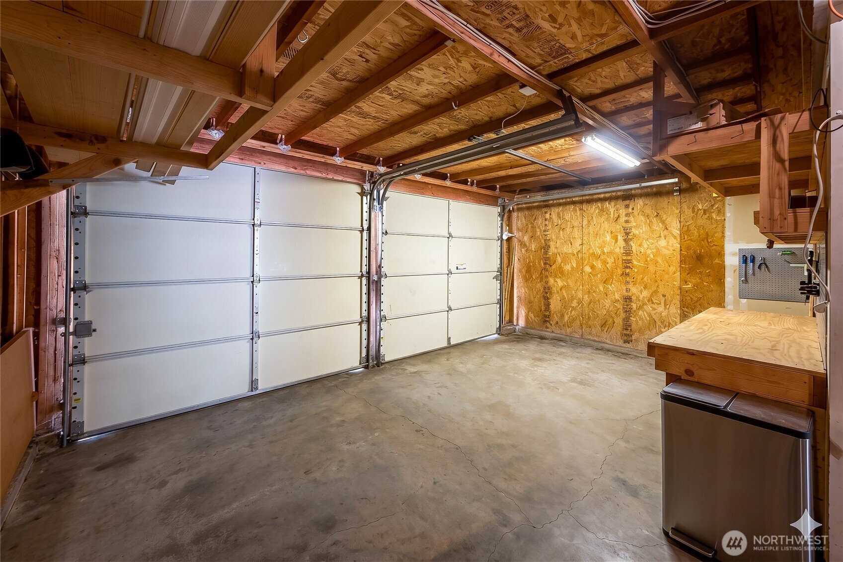 908 Baysinger Place Property Photo 22