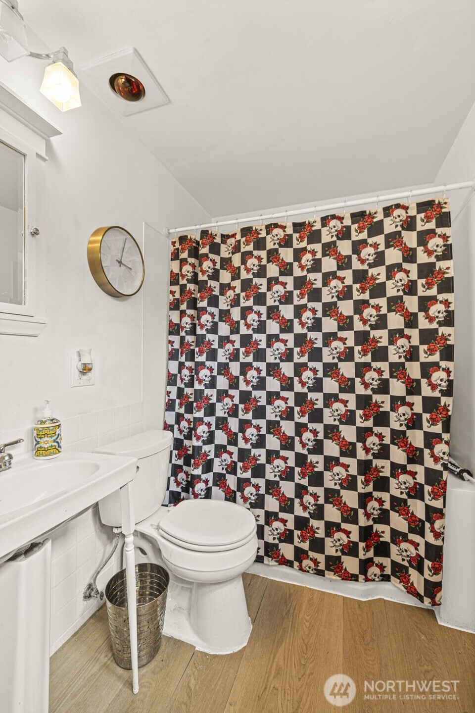 9628 5th Ave Ne Property Photo 14