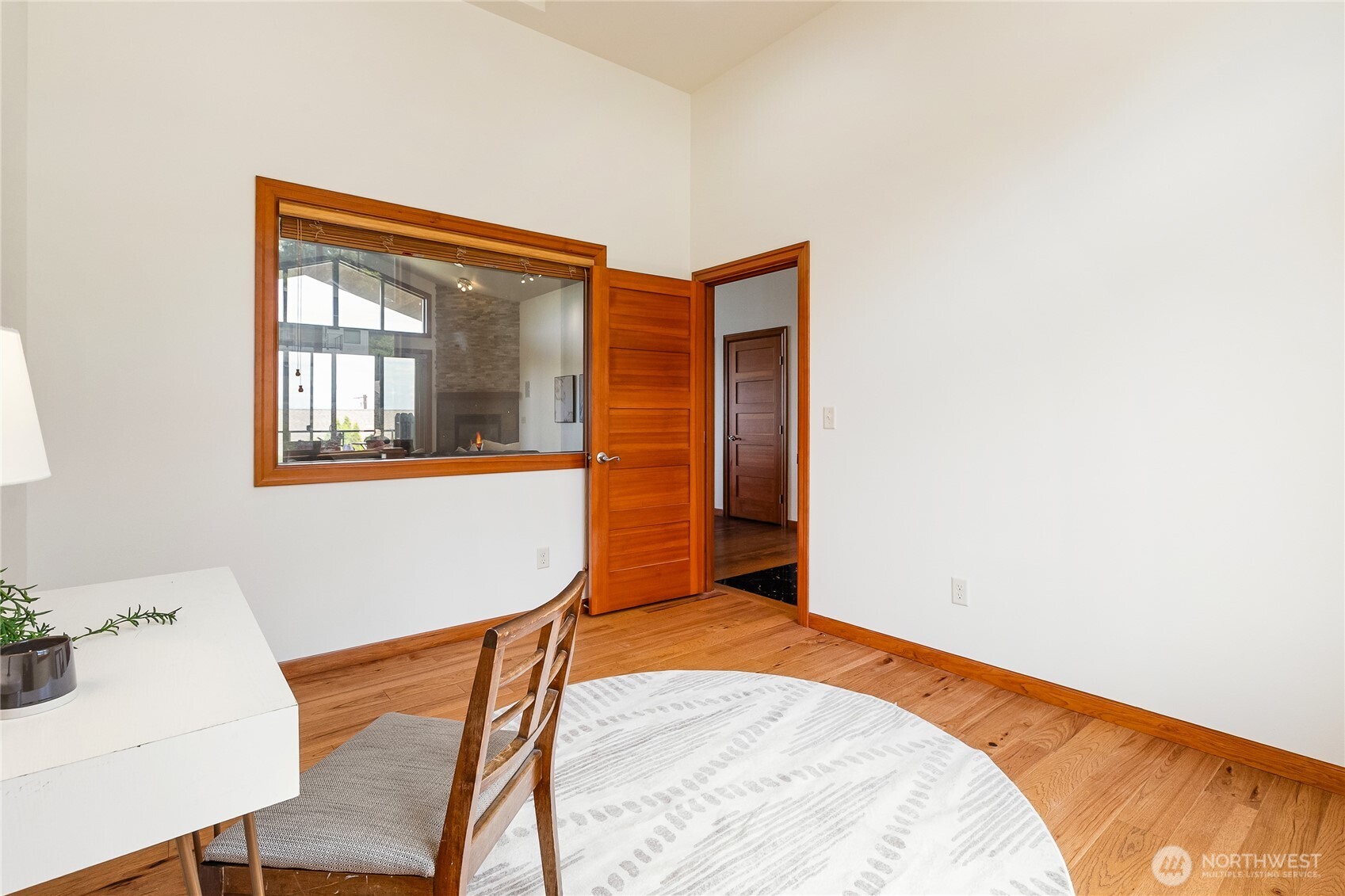 5550 Whitehorn Way Property Photo 12