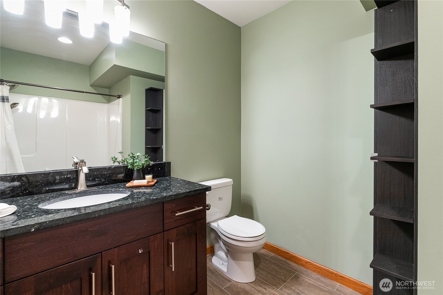 5550 Whitehorn Way Property Photo 28