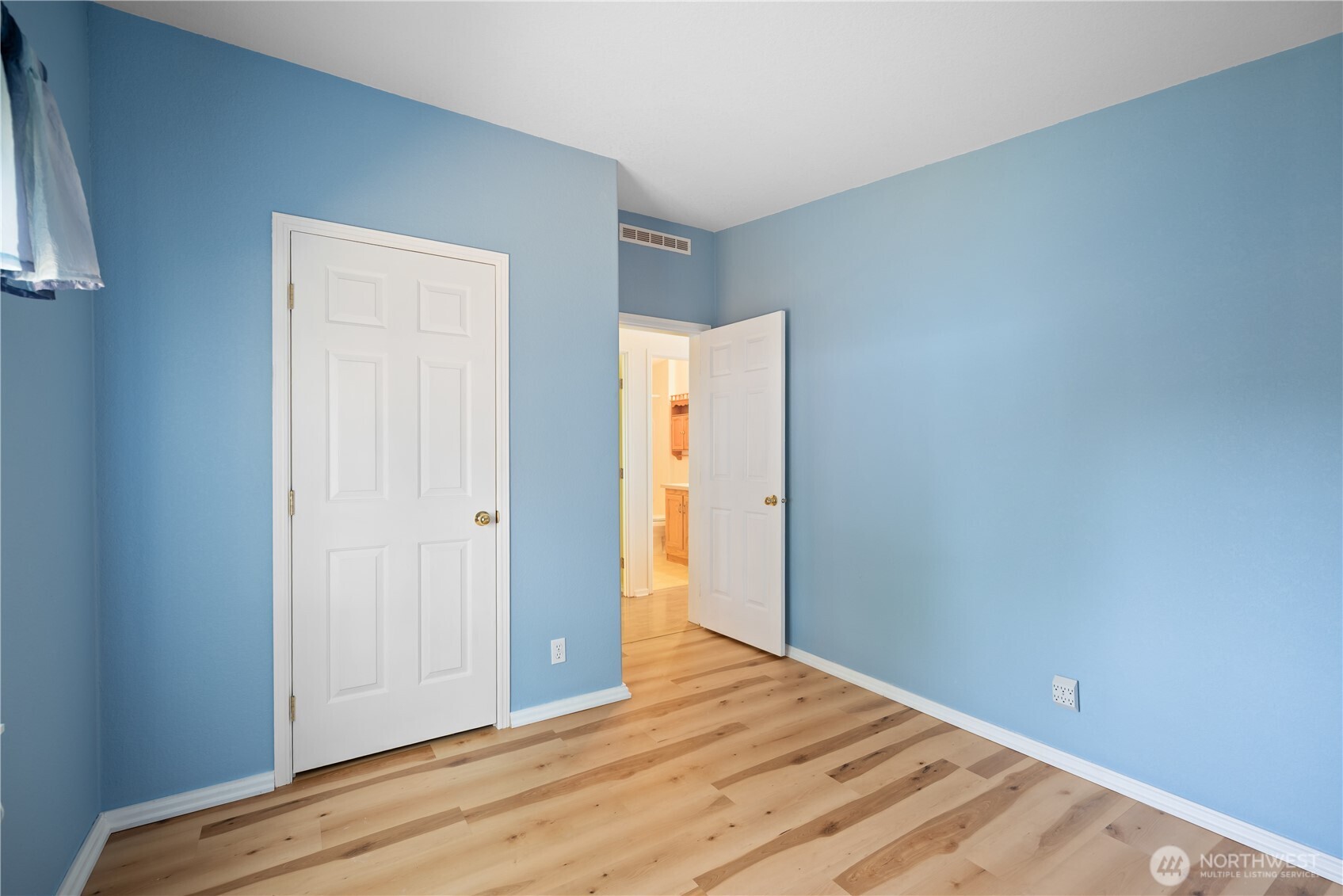 827 Ne Woodard Avenue Property Photo 26