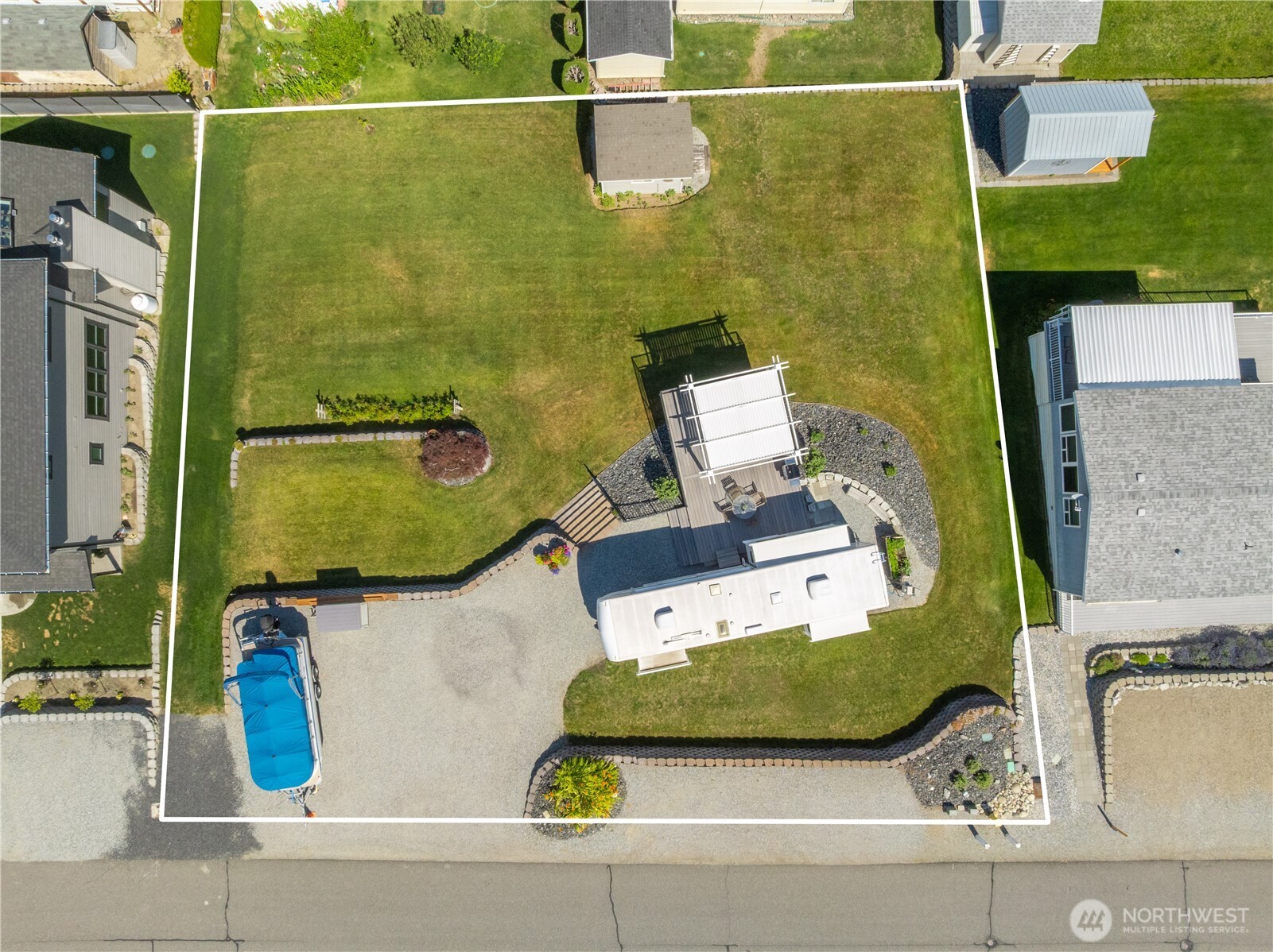 501 W Entiat Dr Property Photo 2