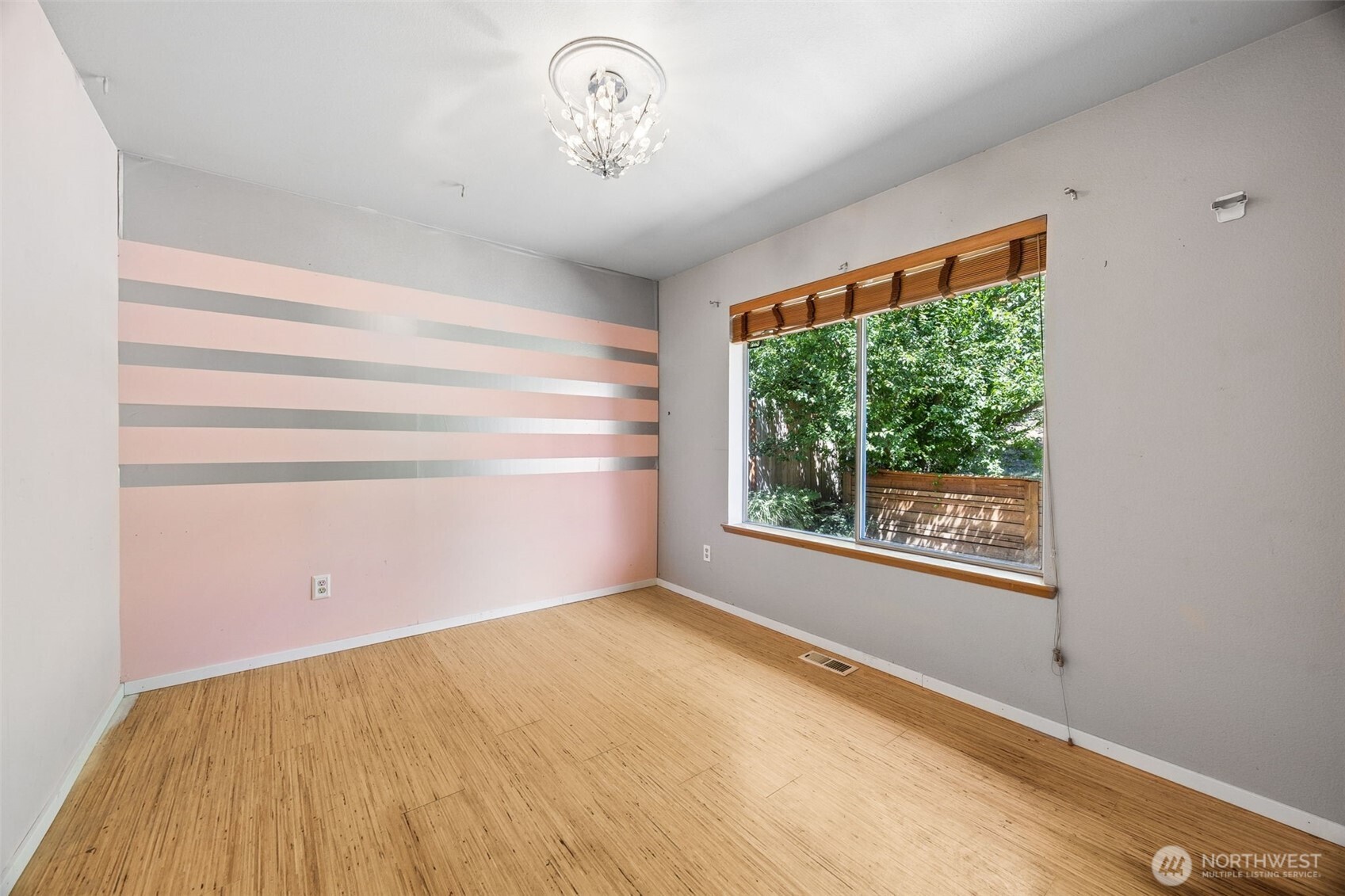 35012 13th Place Property Photo 14