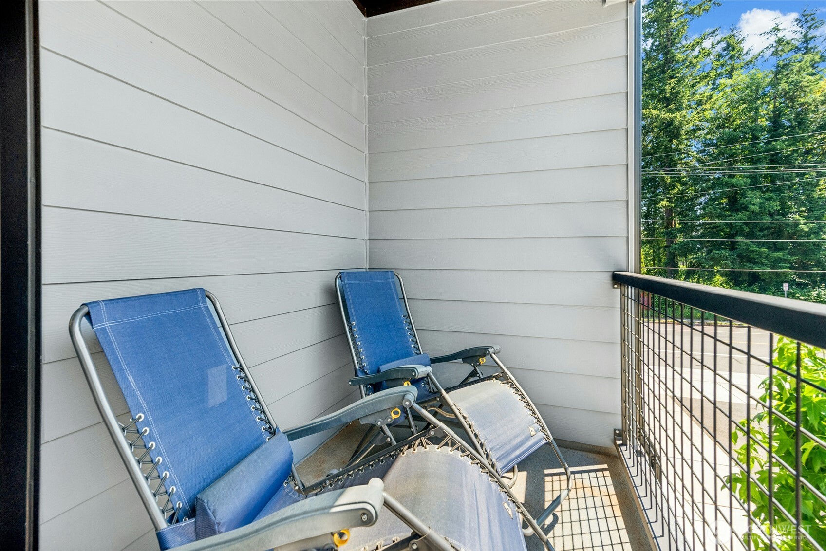 13710 Ash Way B7 Property Photo 10