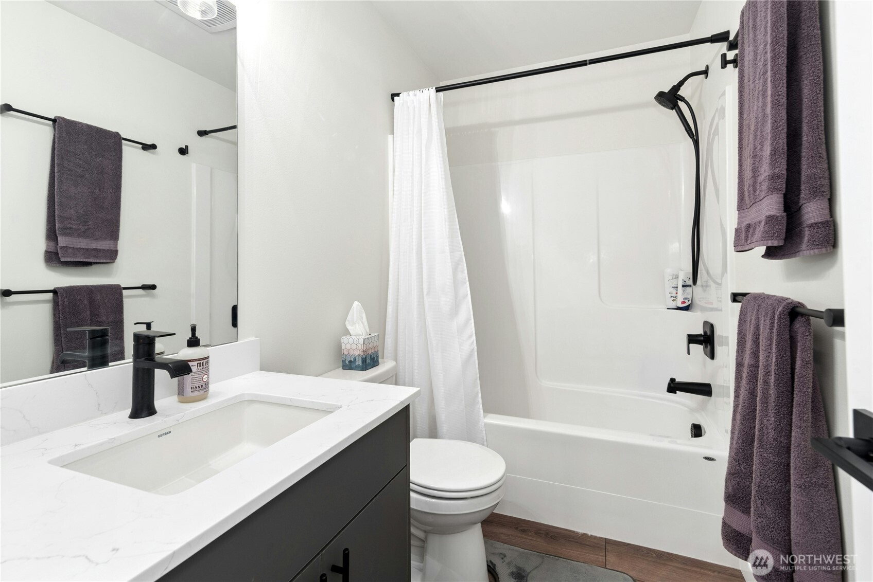 13710 Ash Way B7 Property Photo 33