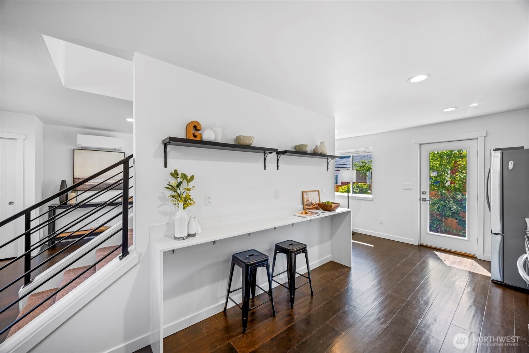 10215 Evanston Avenue 2 Property Photo 15