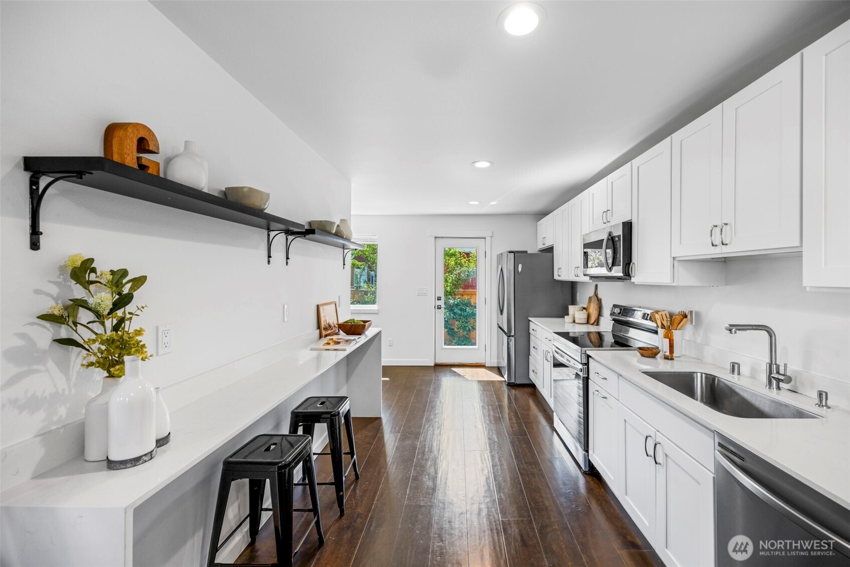 10215 Evanston Avenue 2 Property Photo 16