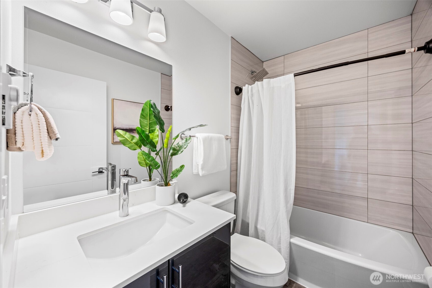 10215 Evanston Avenue 2 Property Photo 23