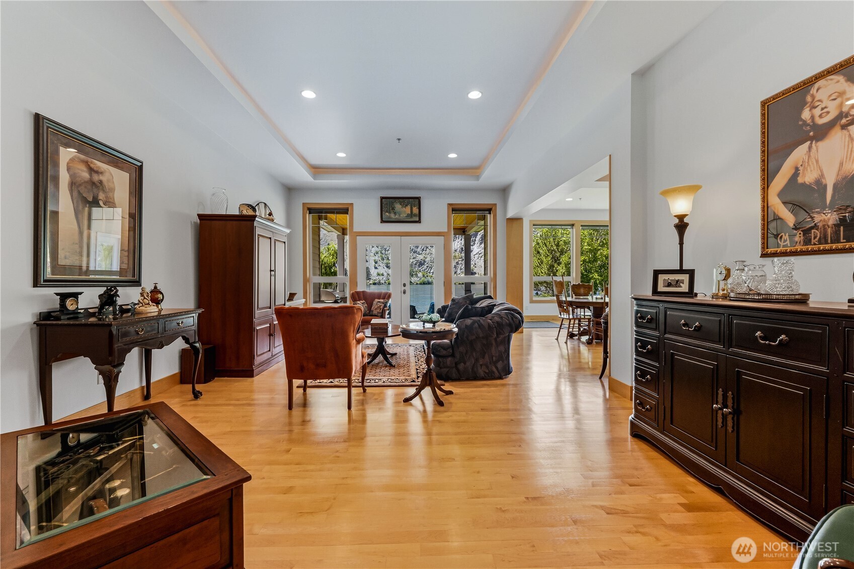 19 Chapman Lane Property Photo 13