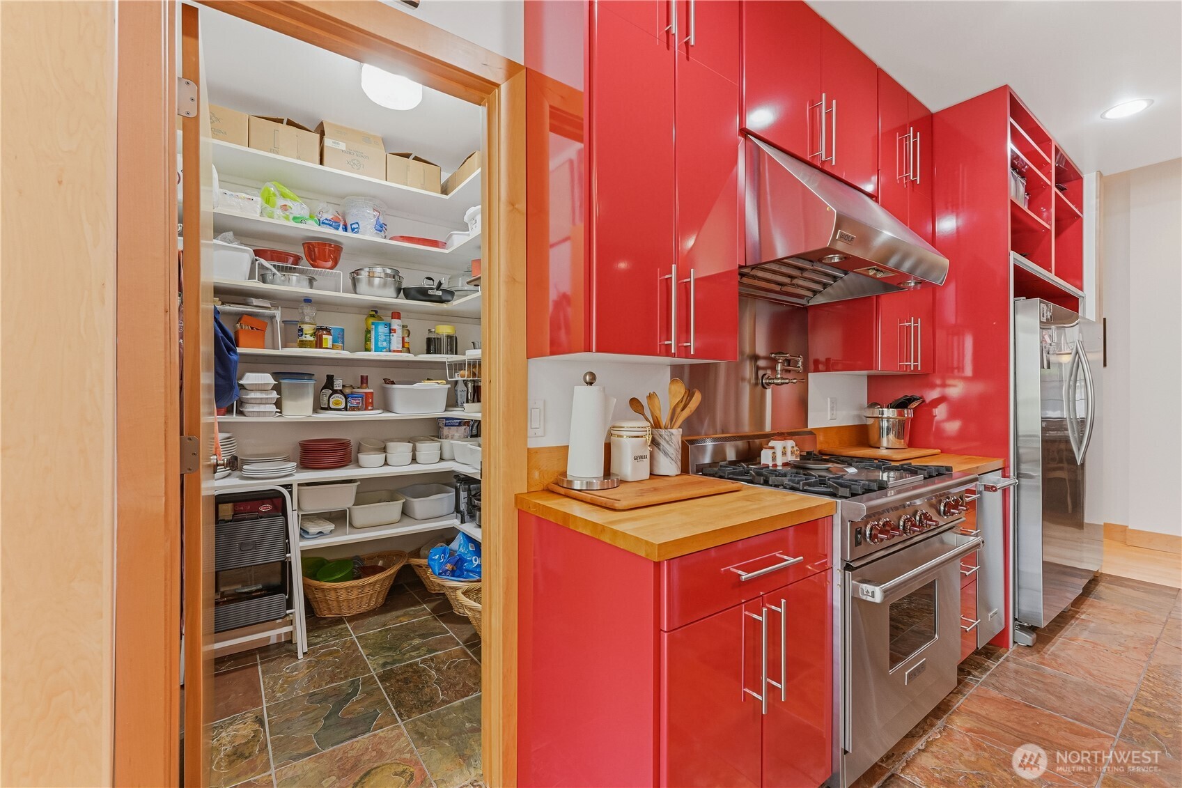 19 Chapman Lane Property Photo 21