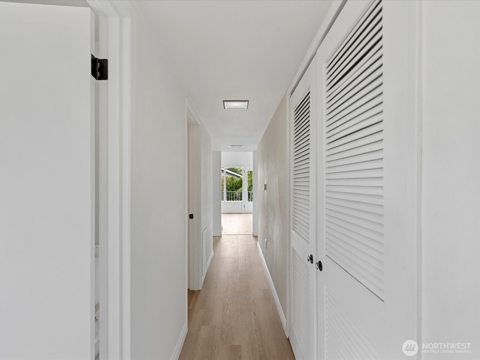 3303 Wave Drive Property Photo 11