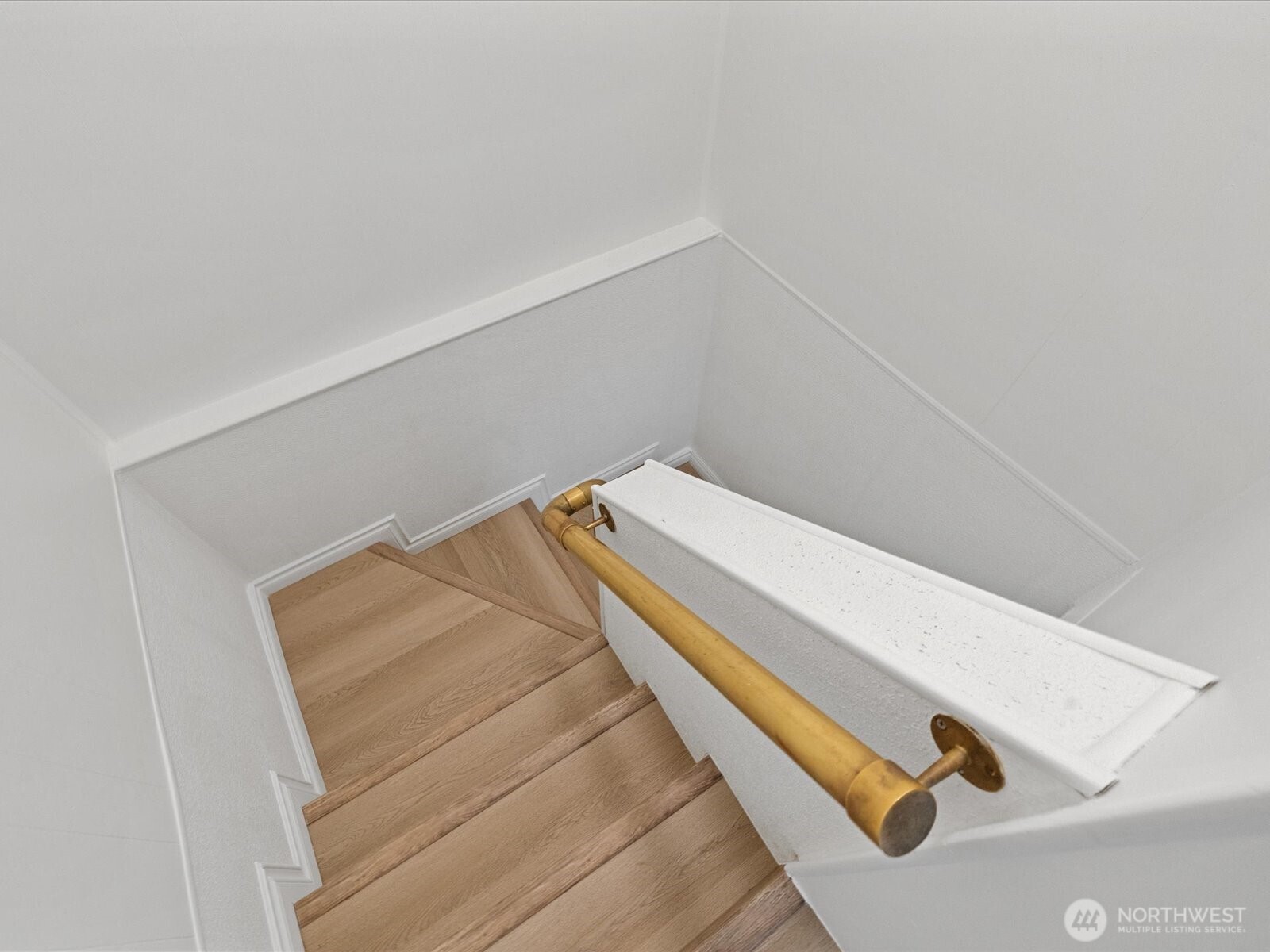3303 Wave Drive Property Photo 15