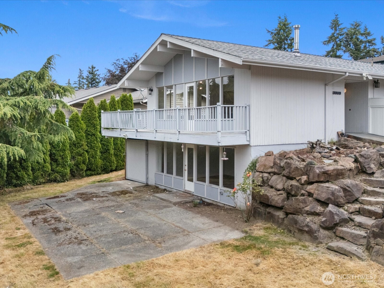 3303 Wave Drive Property Photo 31