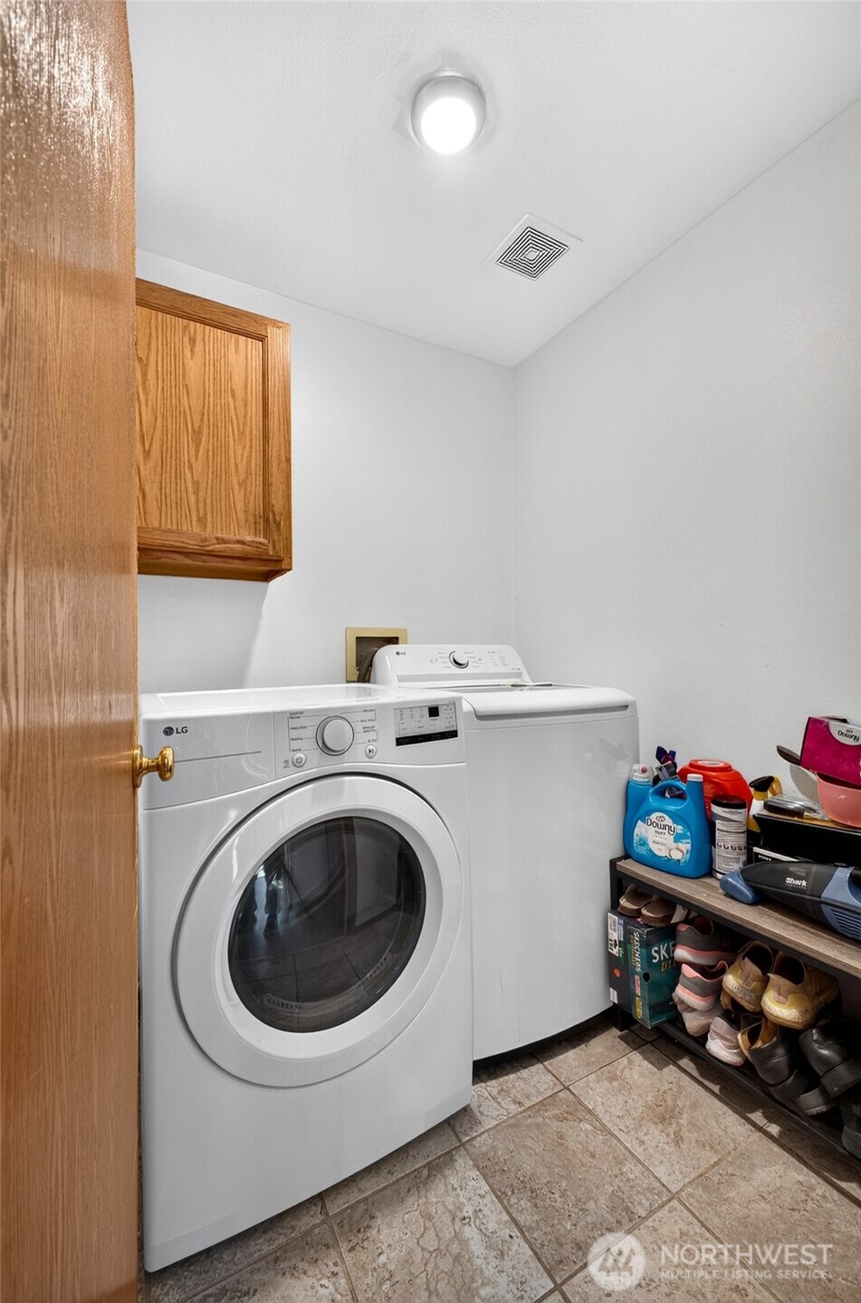 401 E 69th Street Property Photo 9
