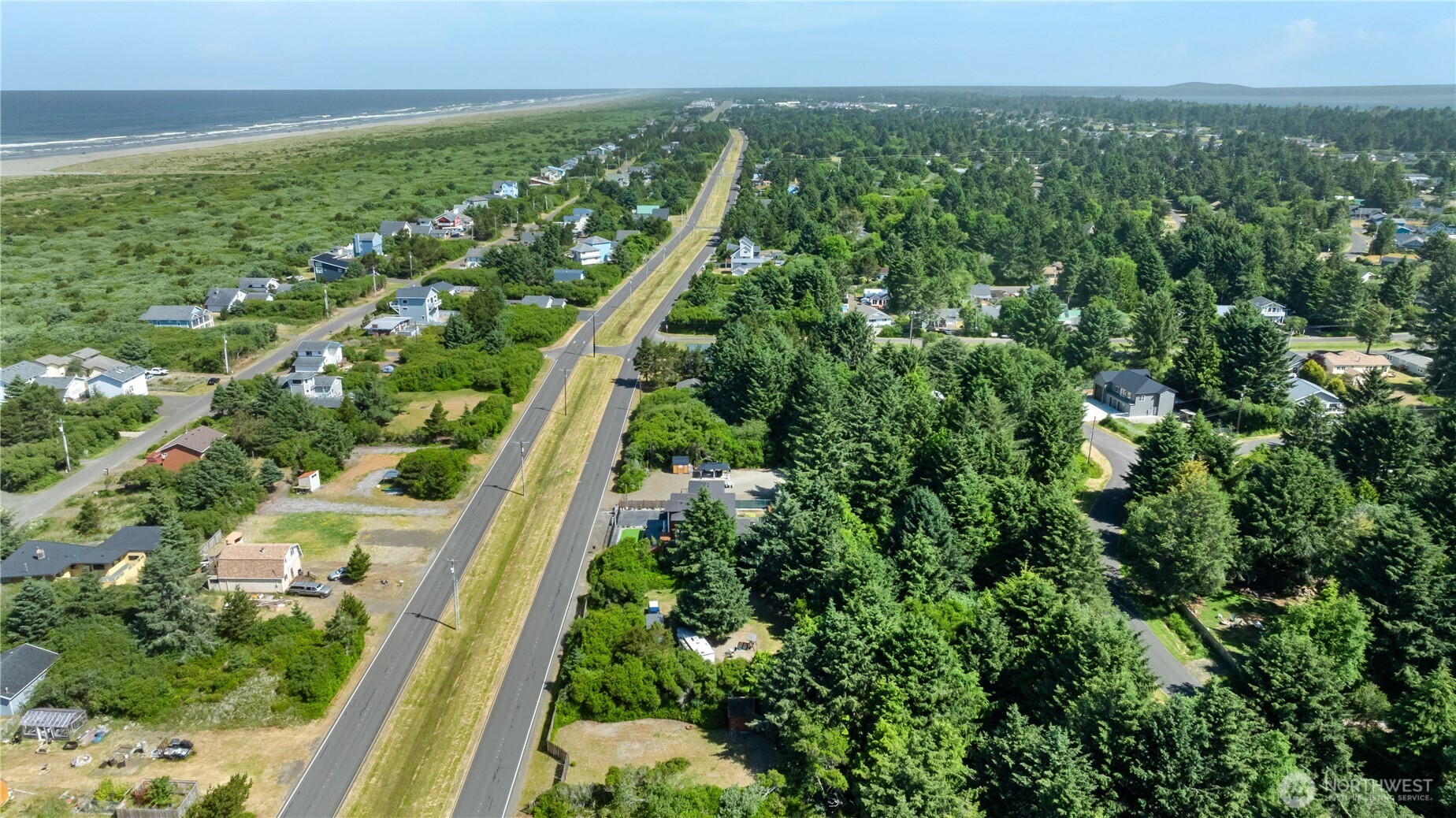 370 -360 Ocean Shores Boulevard Property Photo 9