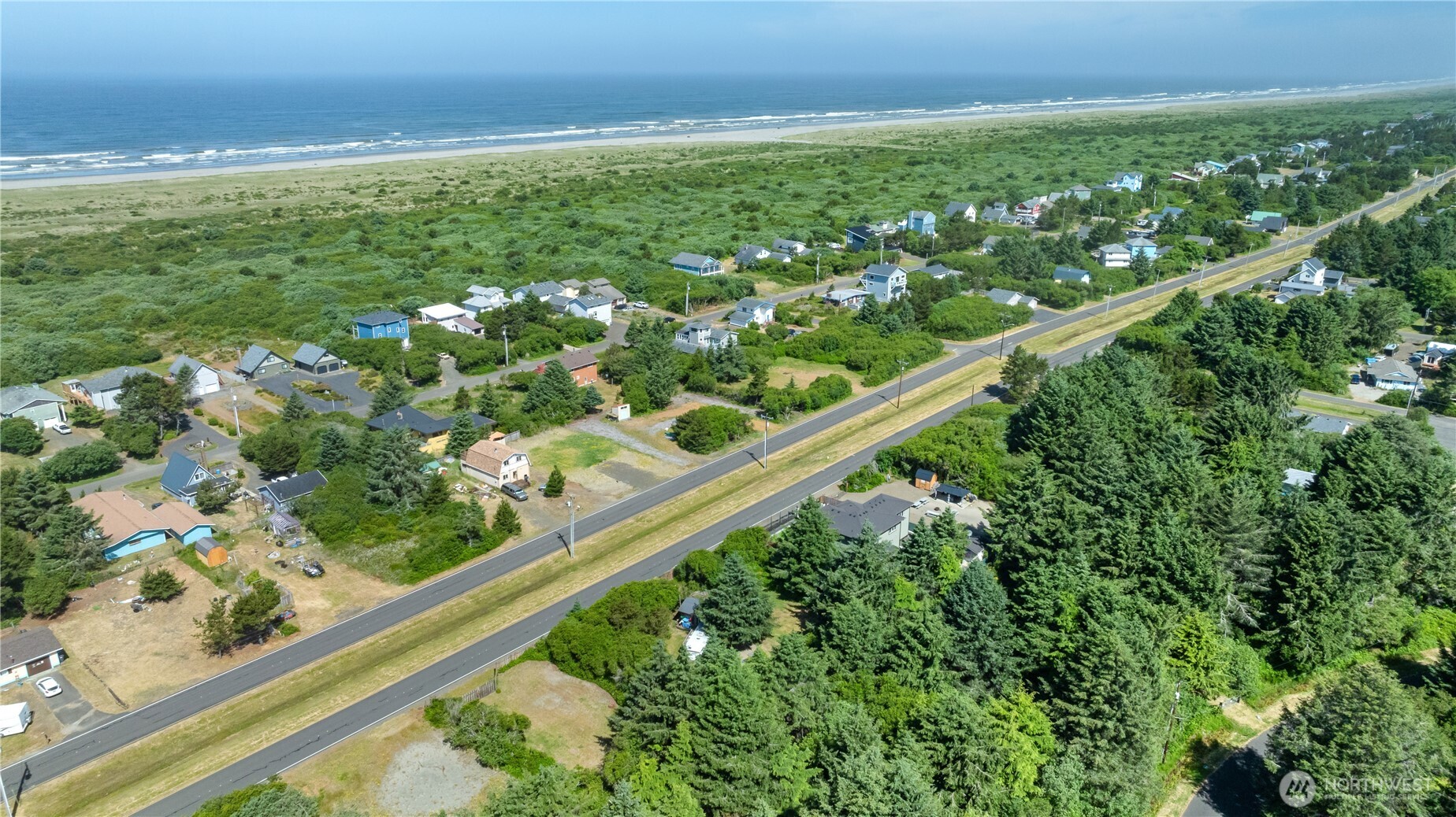 370 -360 Ocean Shores Boulevard Property Photo 10