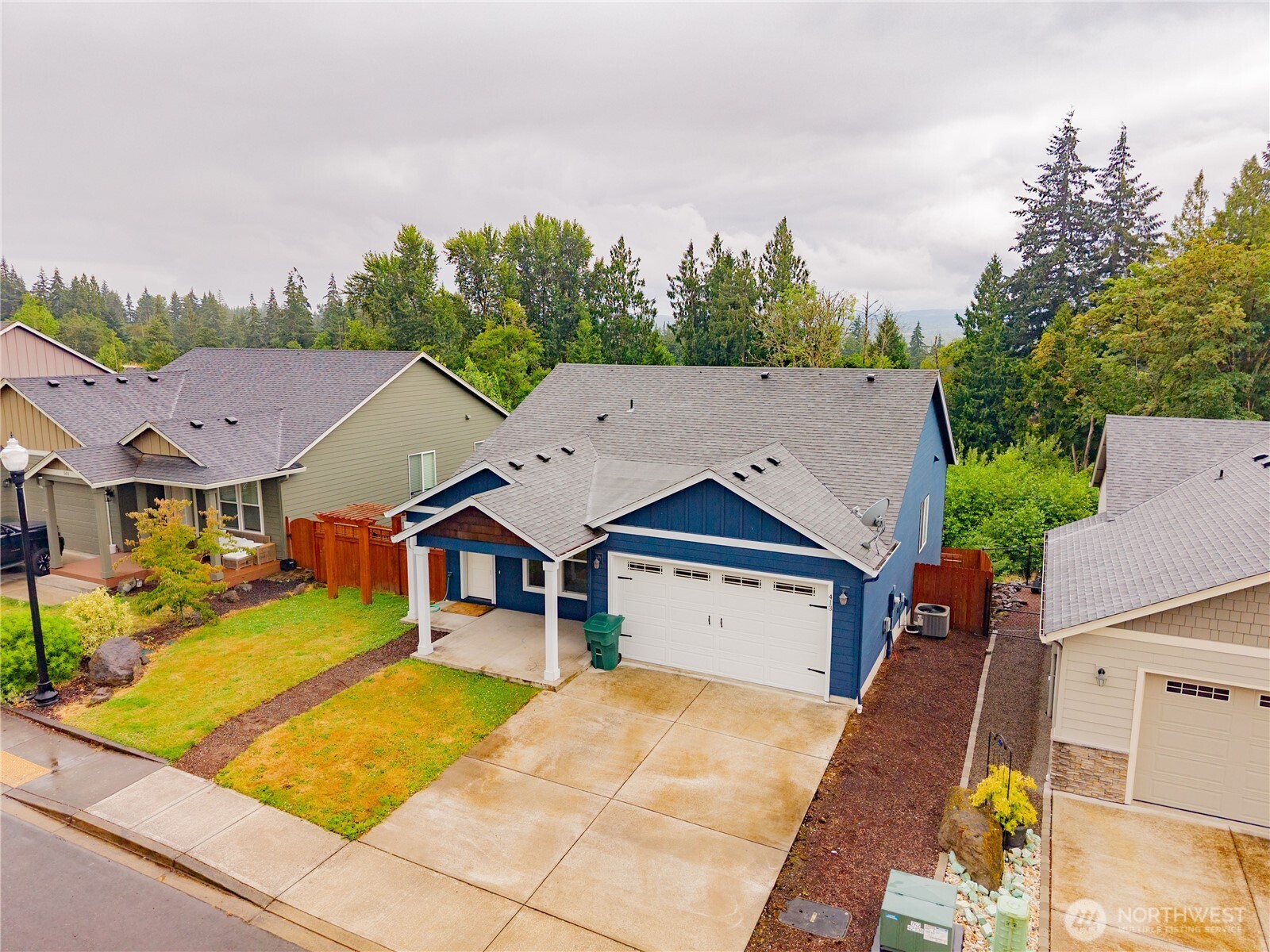 413 STONE PARK Property Photo 1