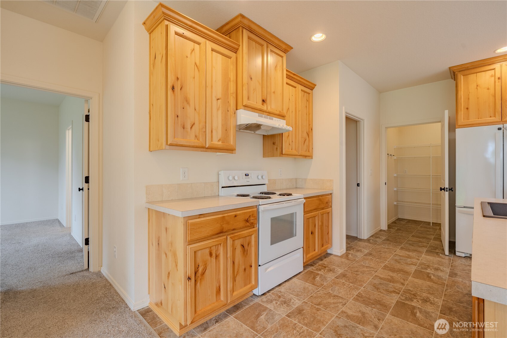 413 Stone Park Property Photo 9
