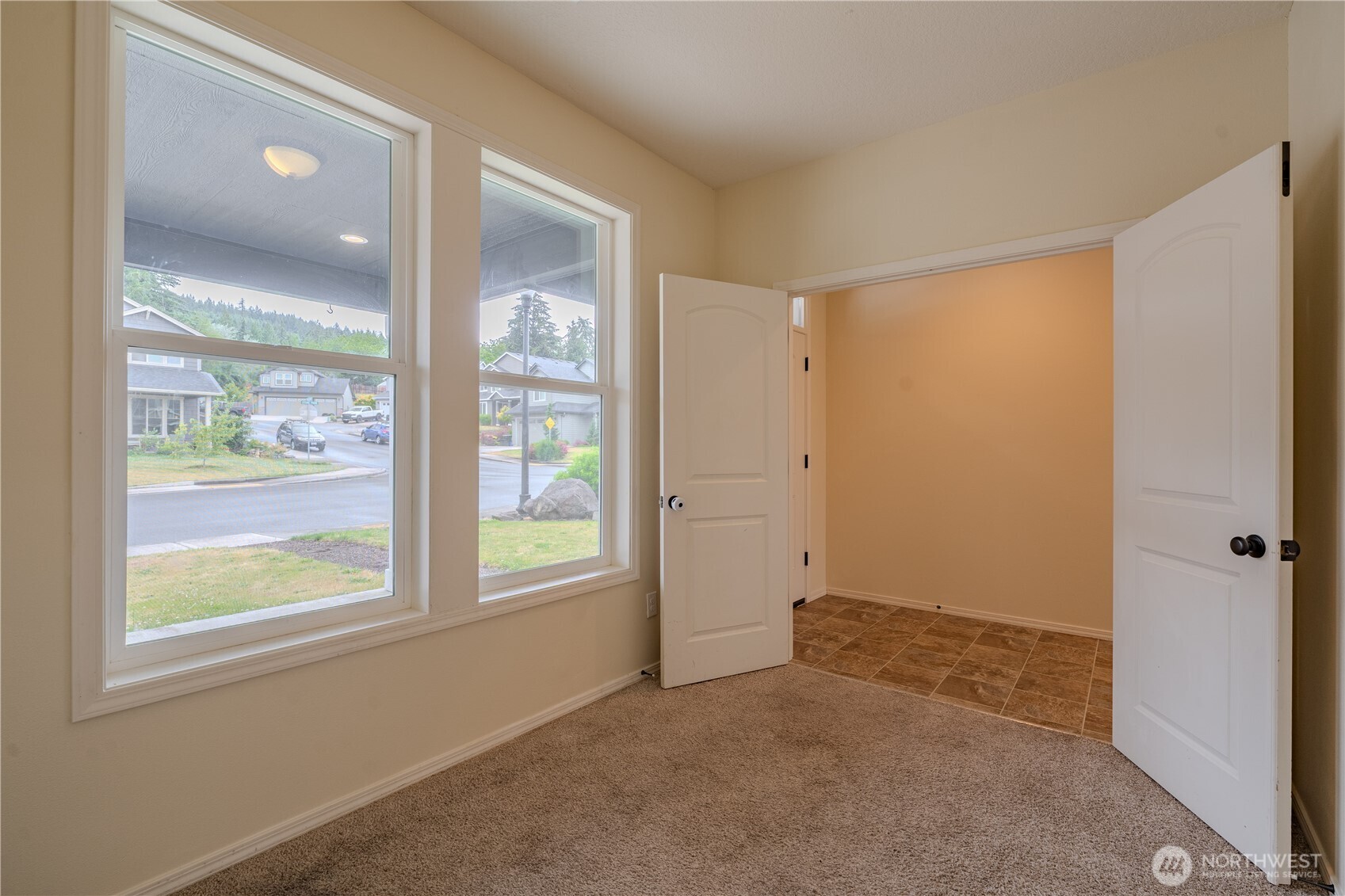 413 Stone Park Property Photo 20