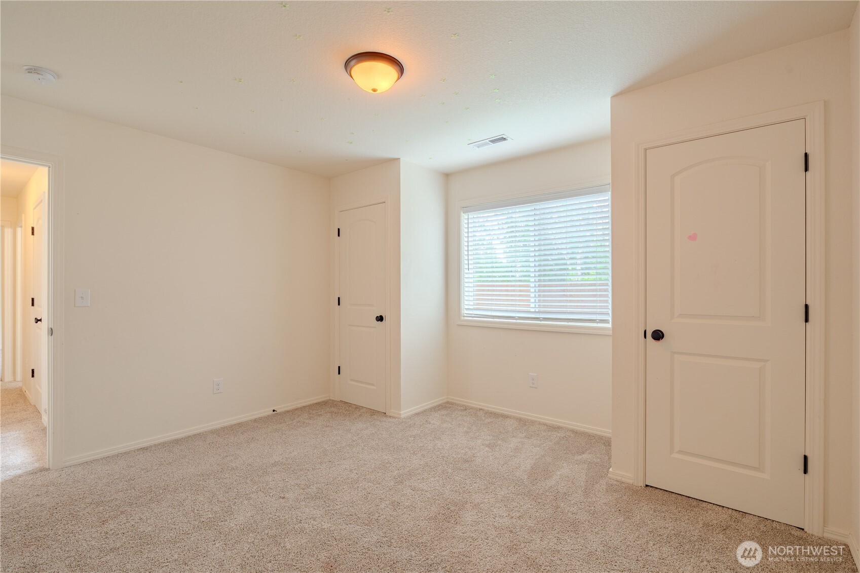 413 Stone Park Property Photo 26