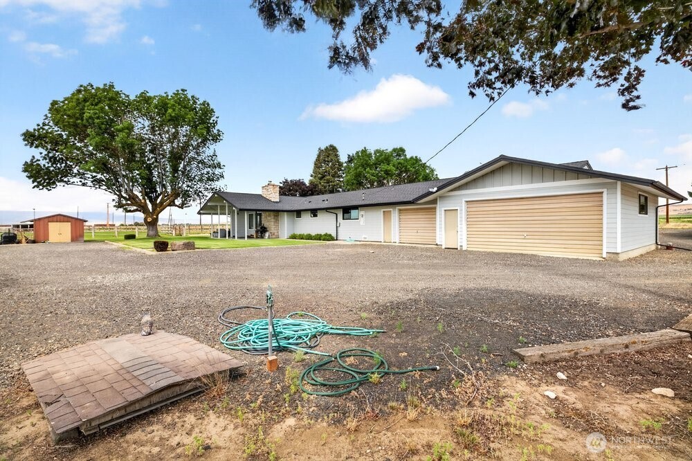 17211 Road 11 Property Photo 5