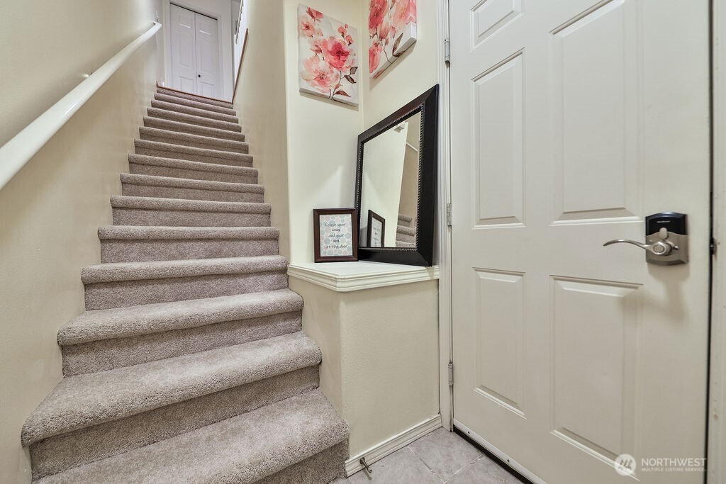 18505 Se Newport Way F131 Property Photo 5