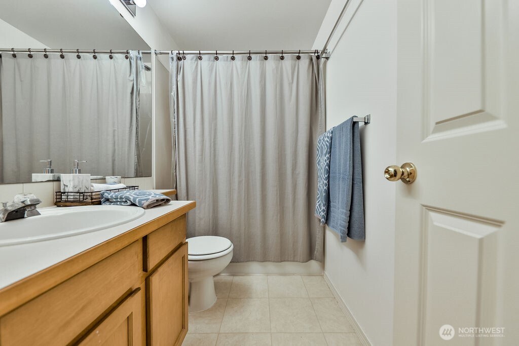 18505 Se Newport Way F131 Property Photo 20