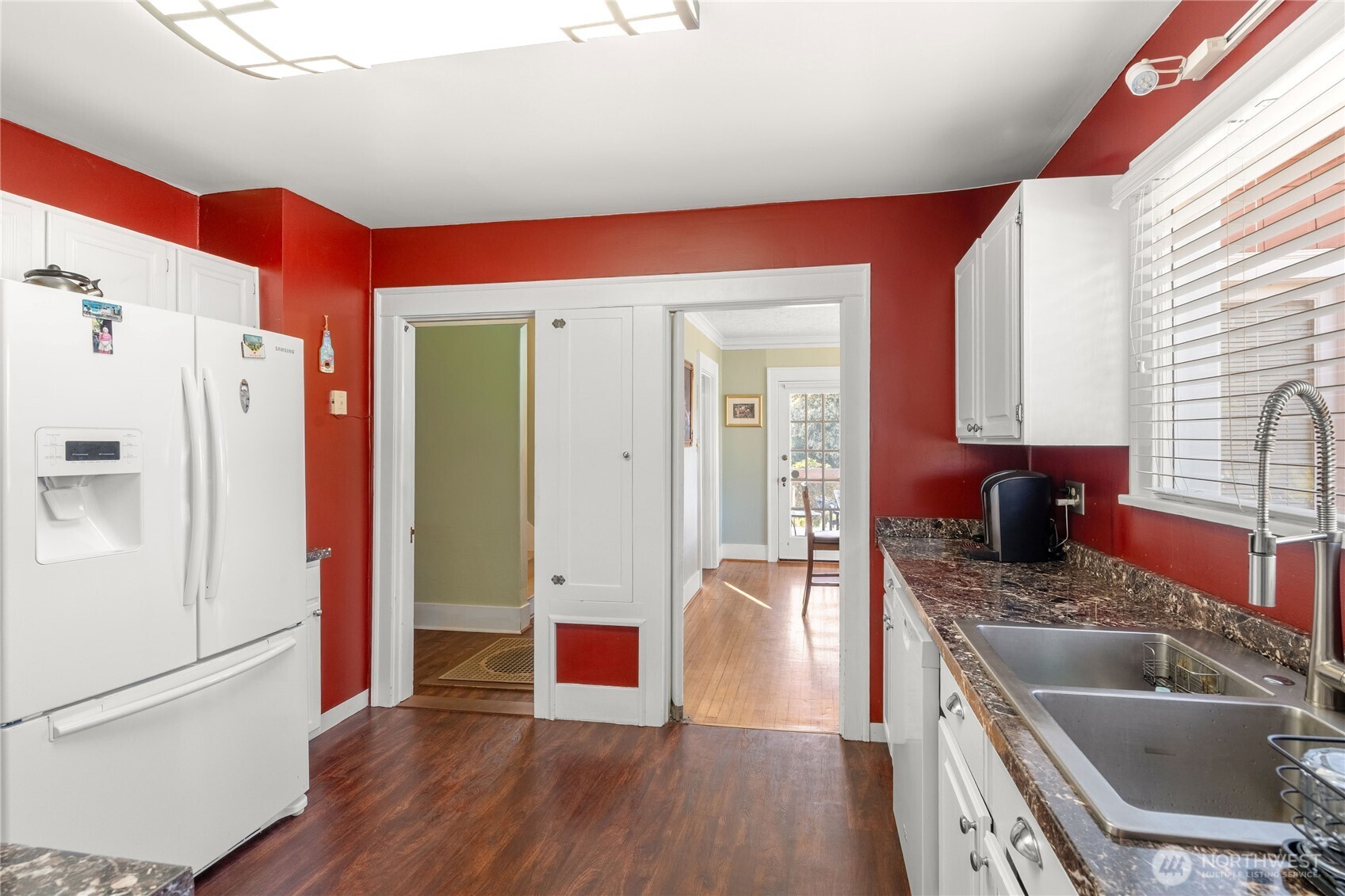 801 Spruce Street Property Photo 9