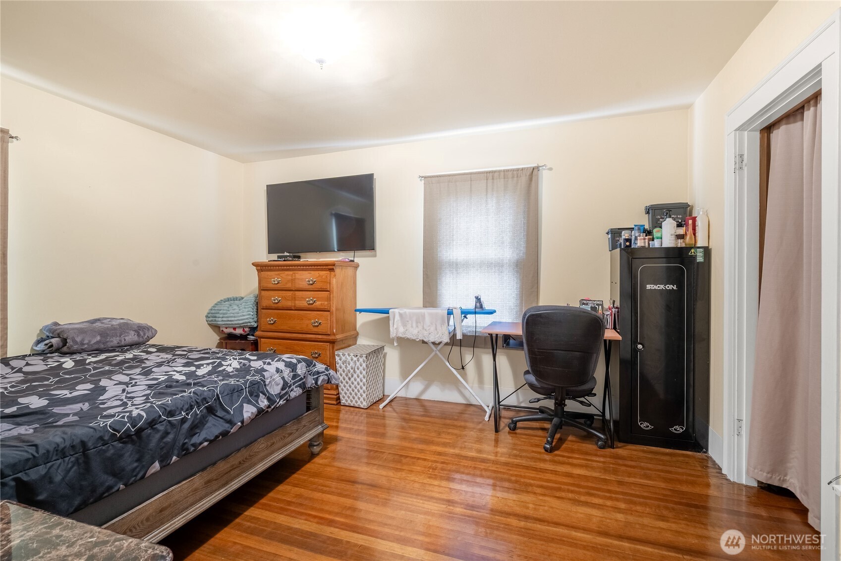 801 Spruce Street Property Photo 11