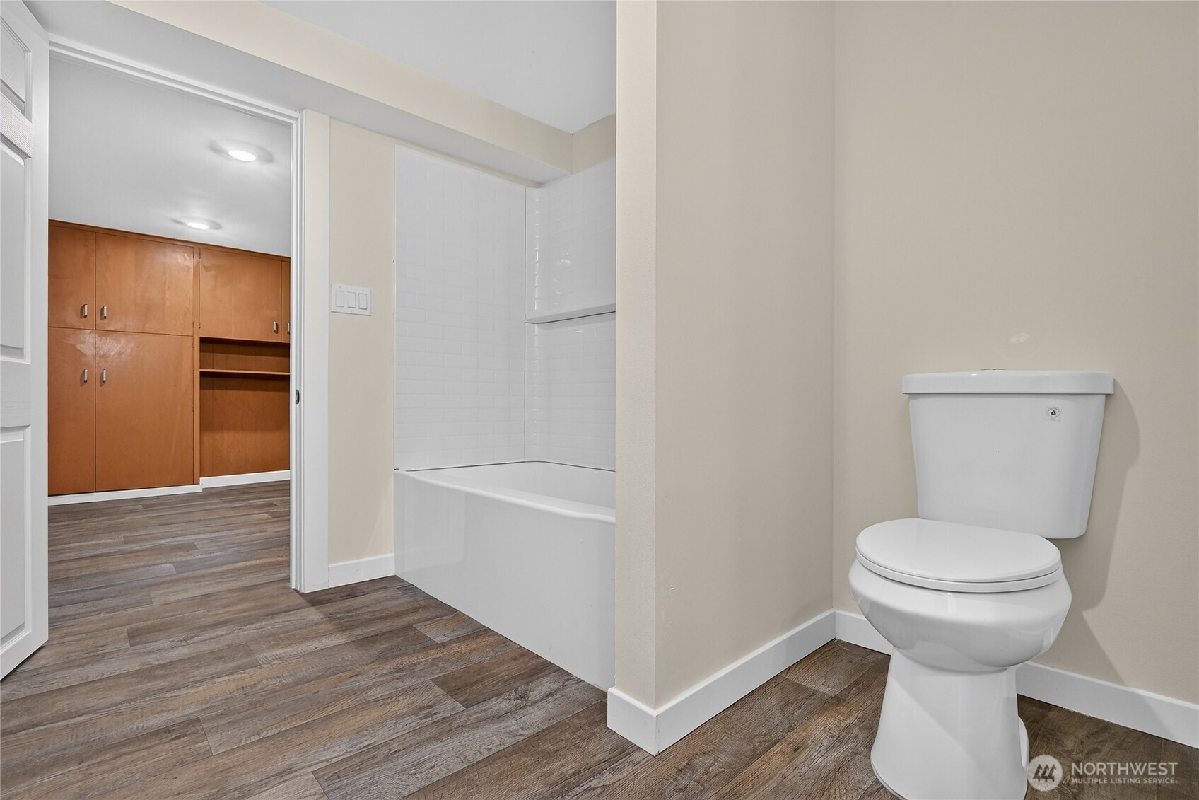 429 Harvard Avenue Property Photo 21