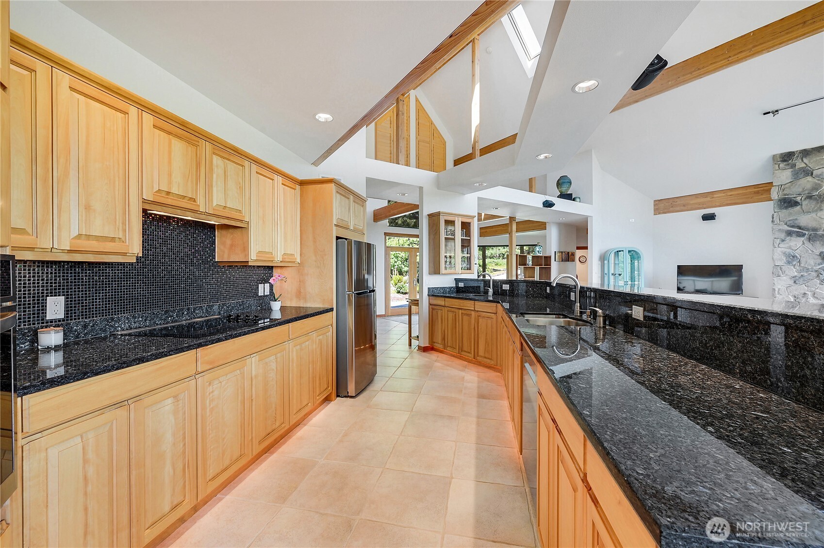 474 Blue Mountain Road Property Photo 12
