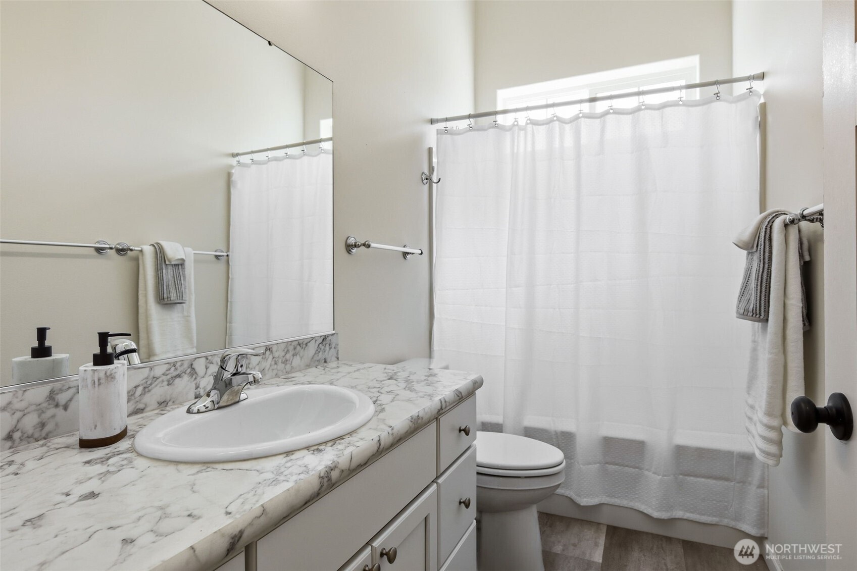10305 187th Avenue Property Photo 17